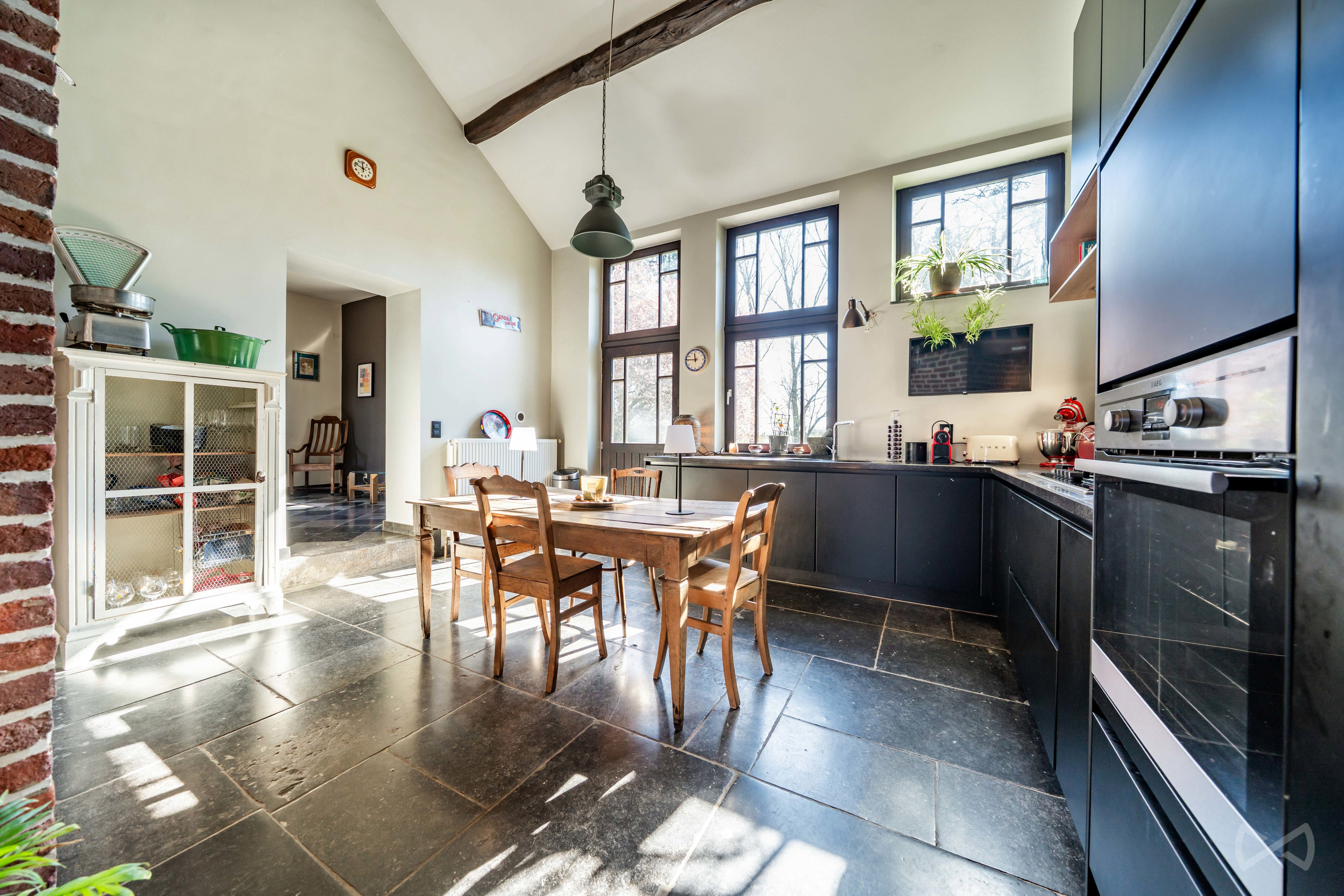 Photo 3 sur 4 pour Villa de sept chambres à Faimes