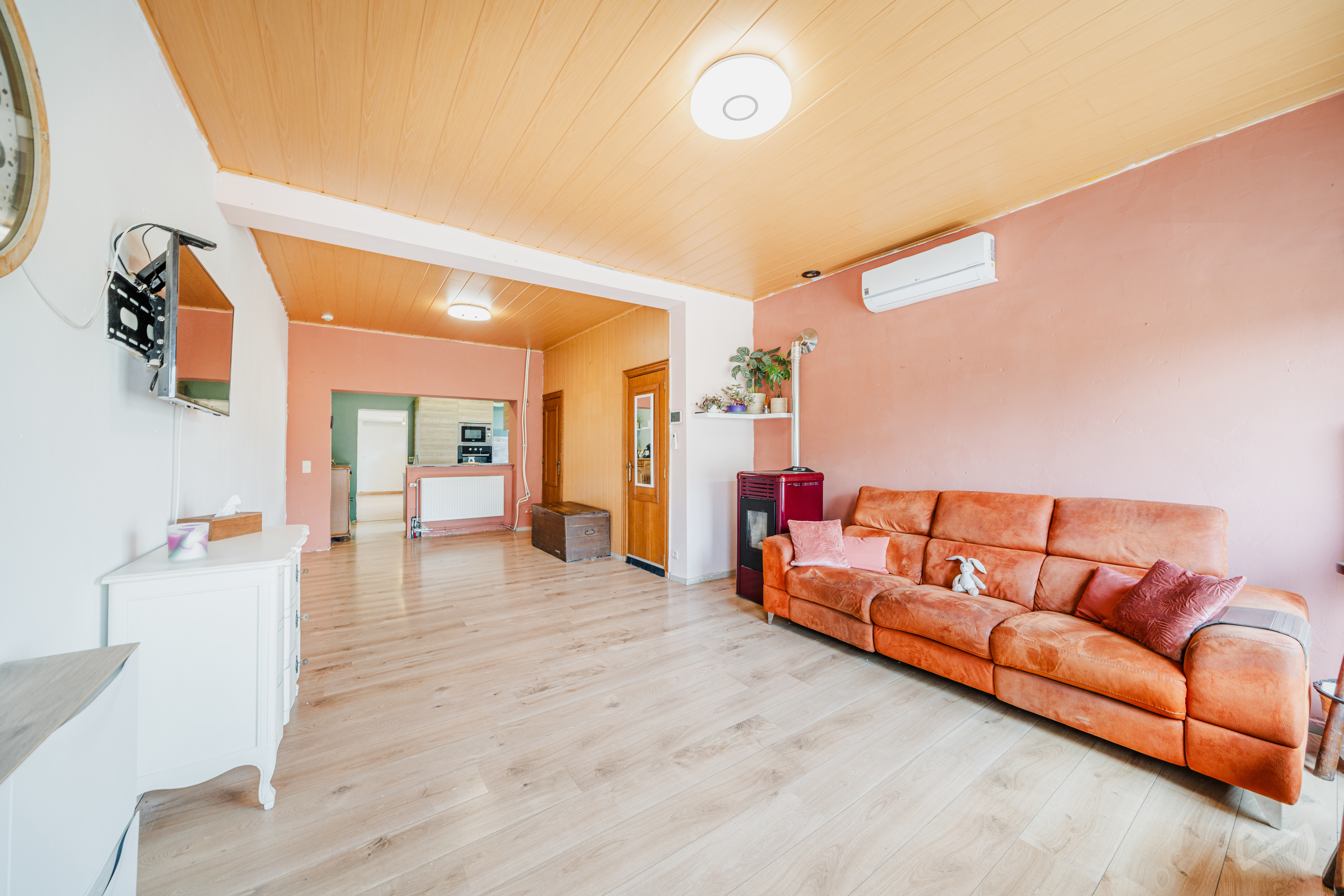 Photo 3 sur 3 pour Maison de trois chambres à Marchienne-au-pont