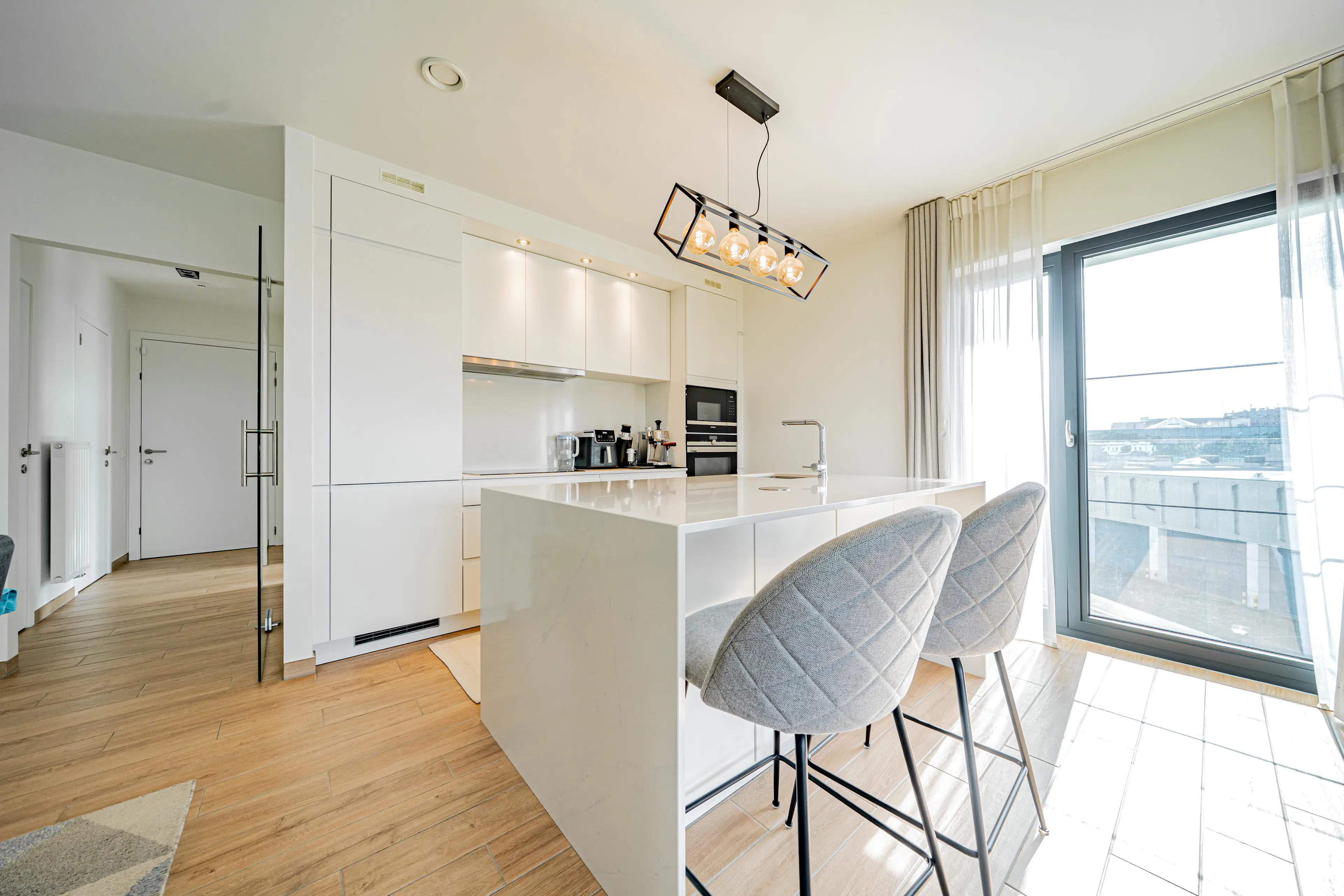 Picture 1 of 4 for Flat with three bedrooms in Anderlecht
