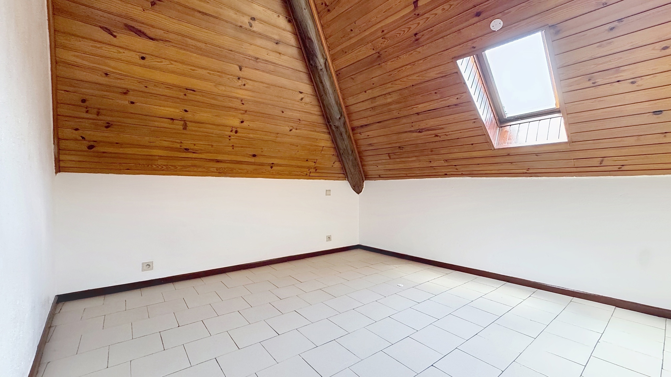 Picture 2 of 4 for Flat with two bedrooms in Turpange