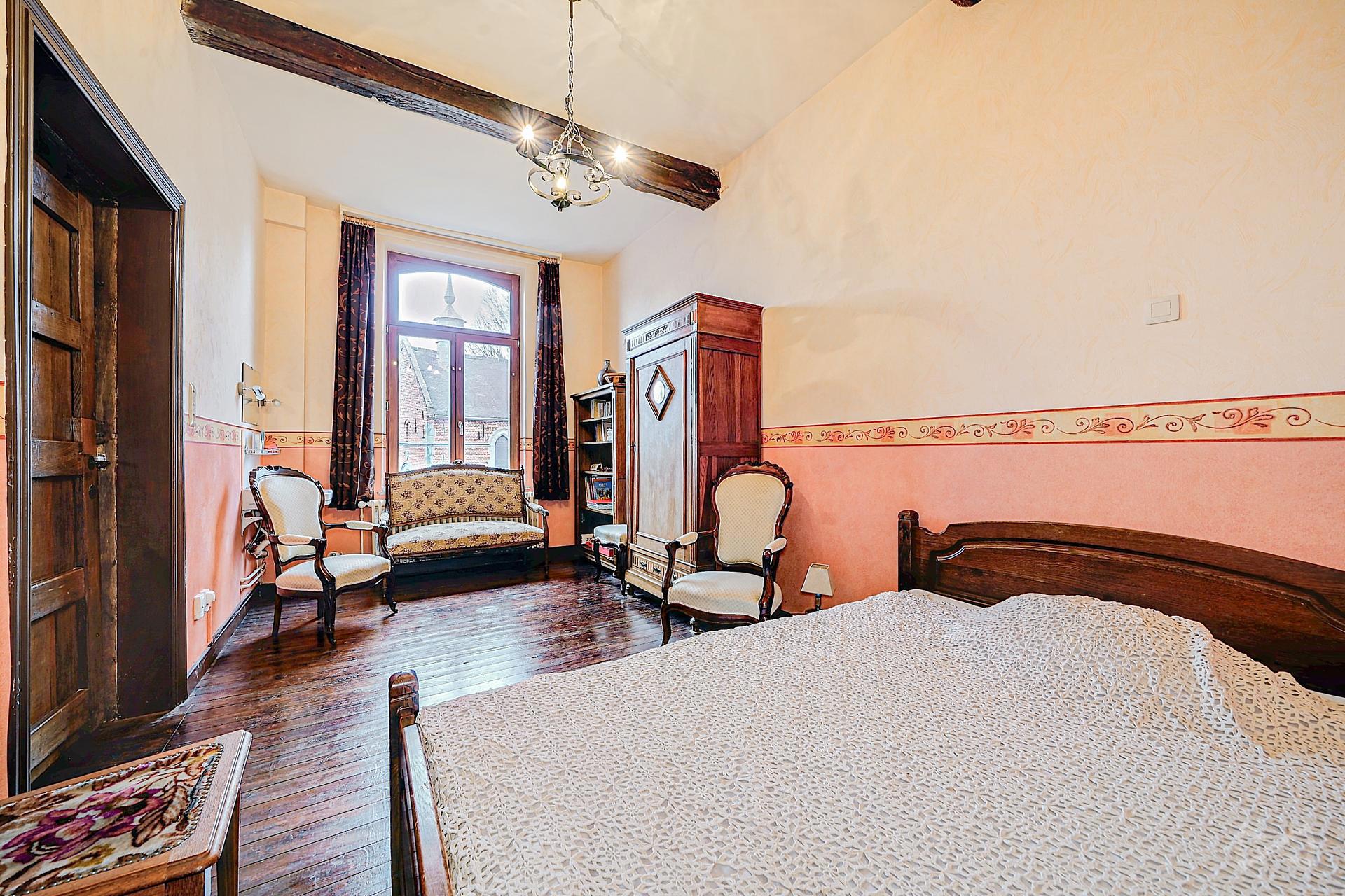 Photo 4 sur 4 pour Maison de cinq chambres à Battignies (Binche)
