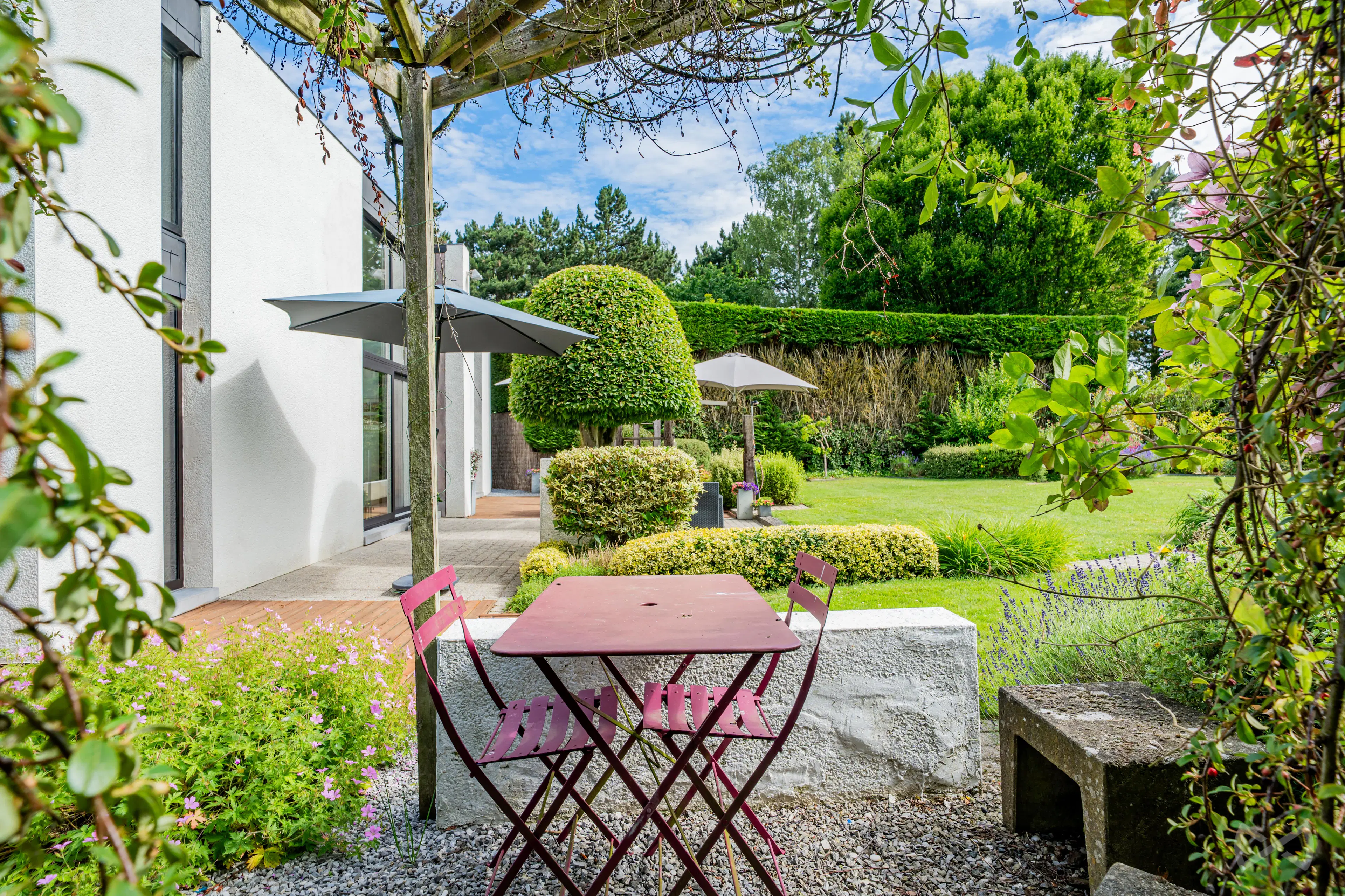 Photo 2 sur 4 pour Villa de cinq chambres à Avennes