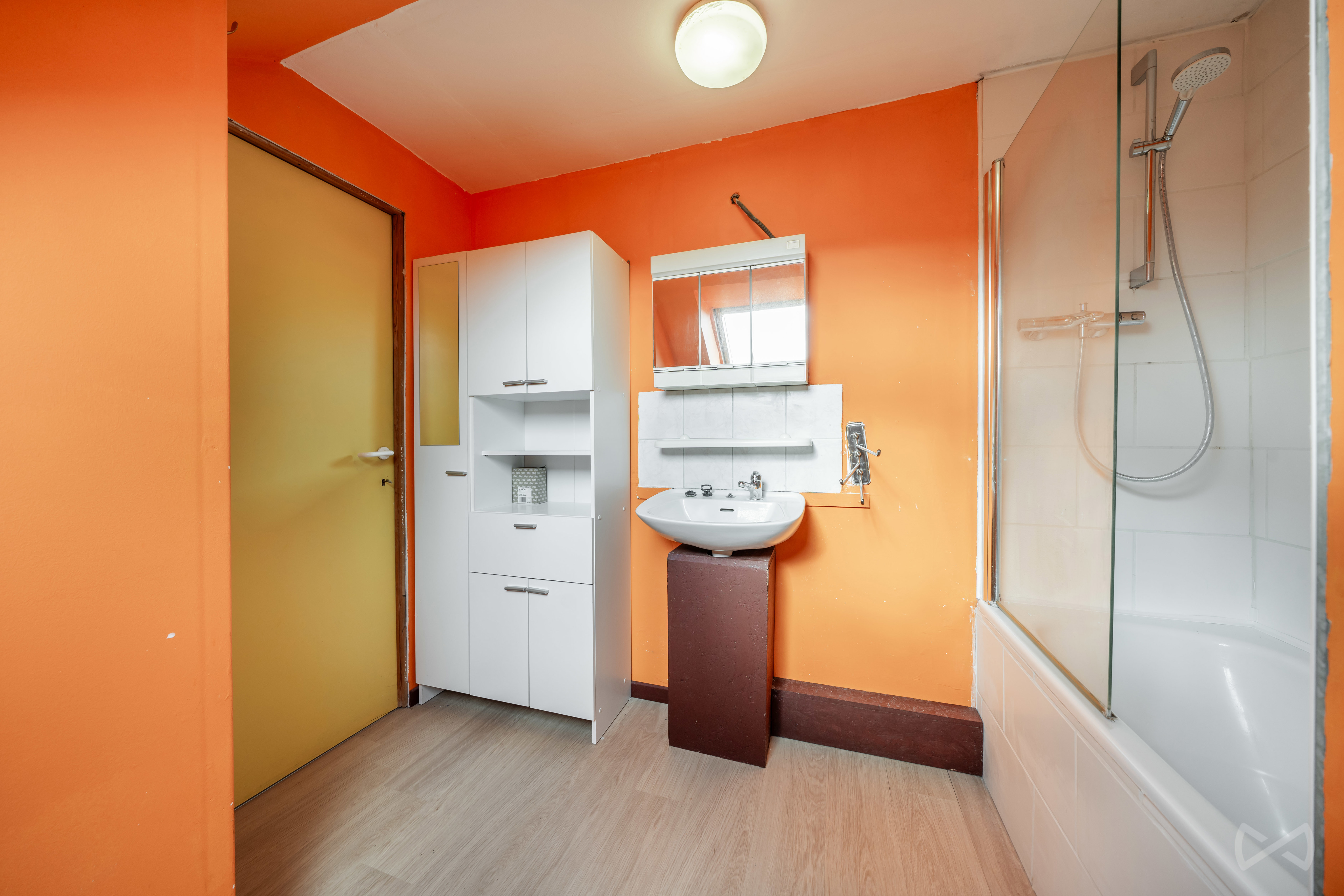 Picture 3 of 4 for House with five bedrooms in Court-saint-Étienne