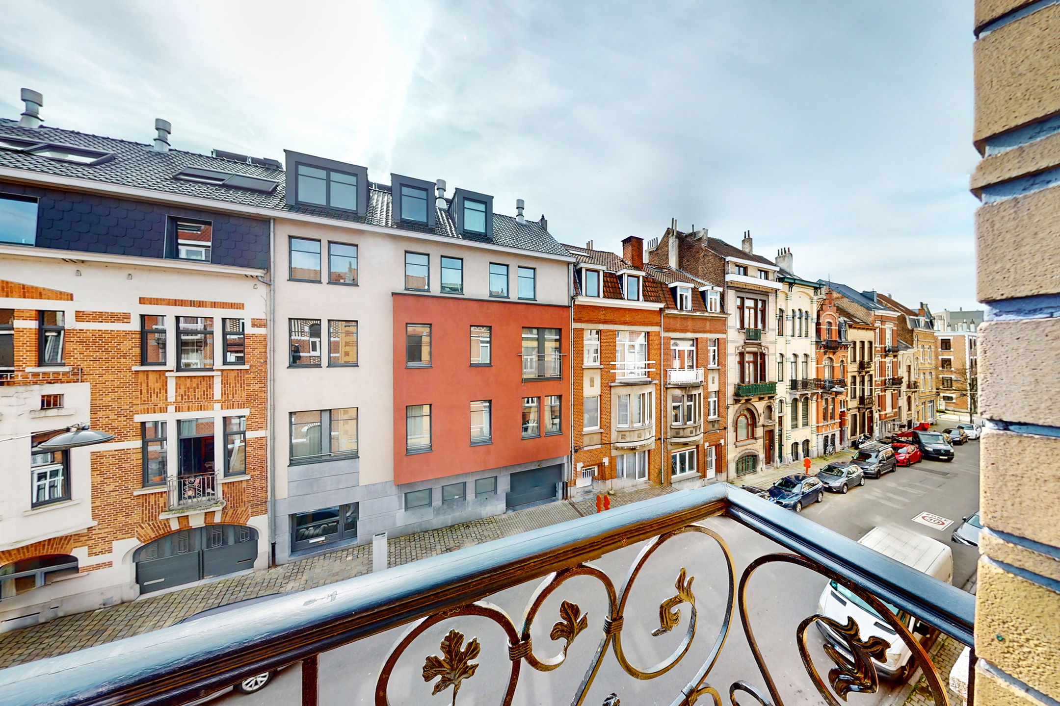 Picture 3 of 4 for Flat with five bedrooms in Schaerbeek