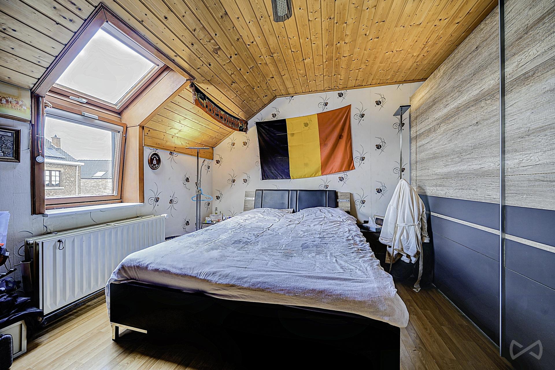 Foto 3 van 4 van Huis met vijf slaapkamers in Sart-dames-avelines