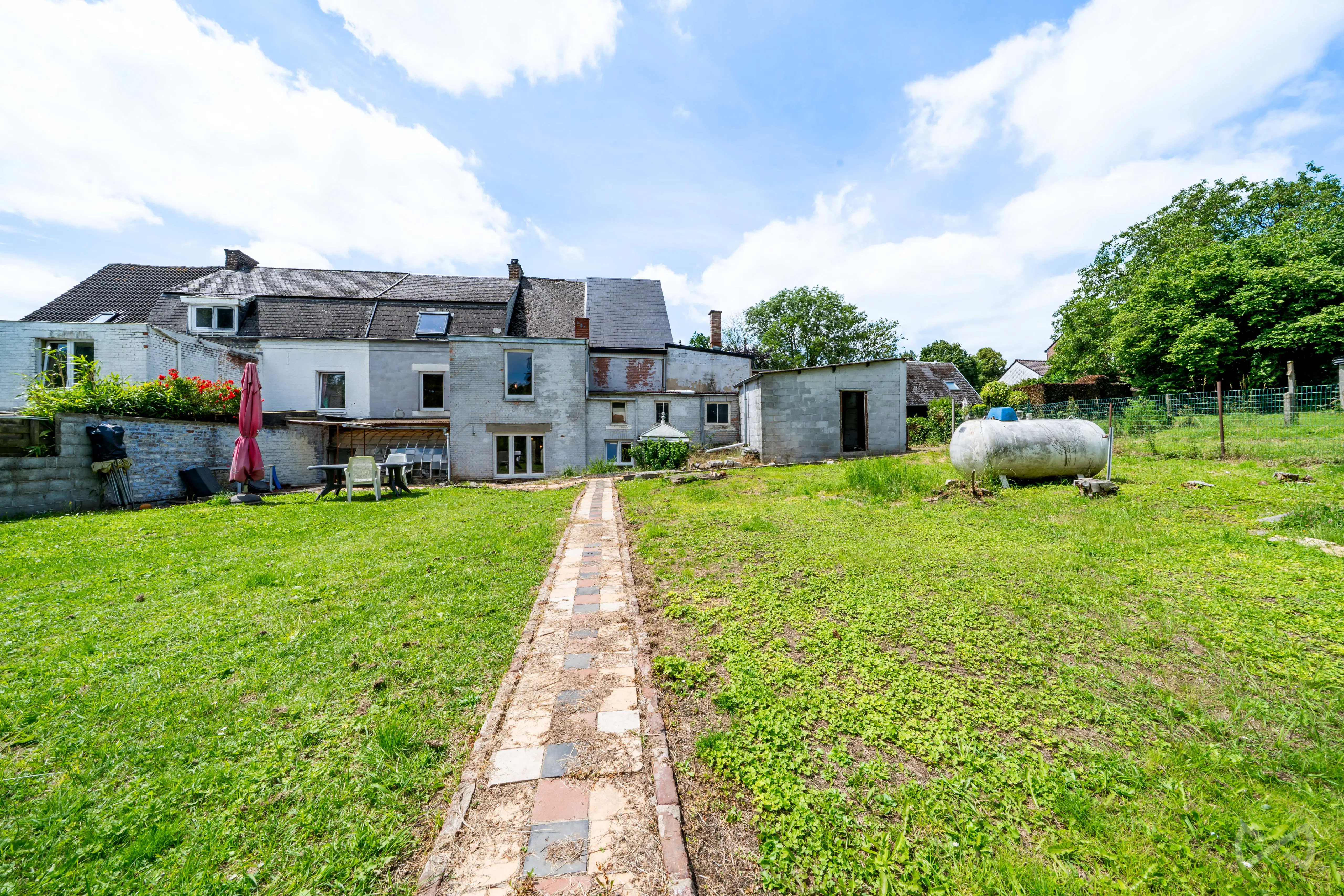 Picture 1 of 4 for House with five bedrooms in Wanze
