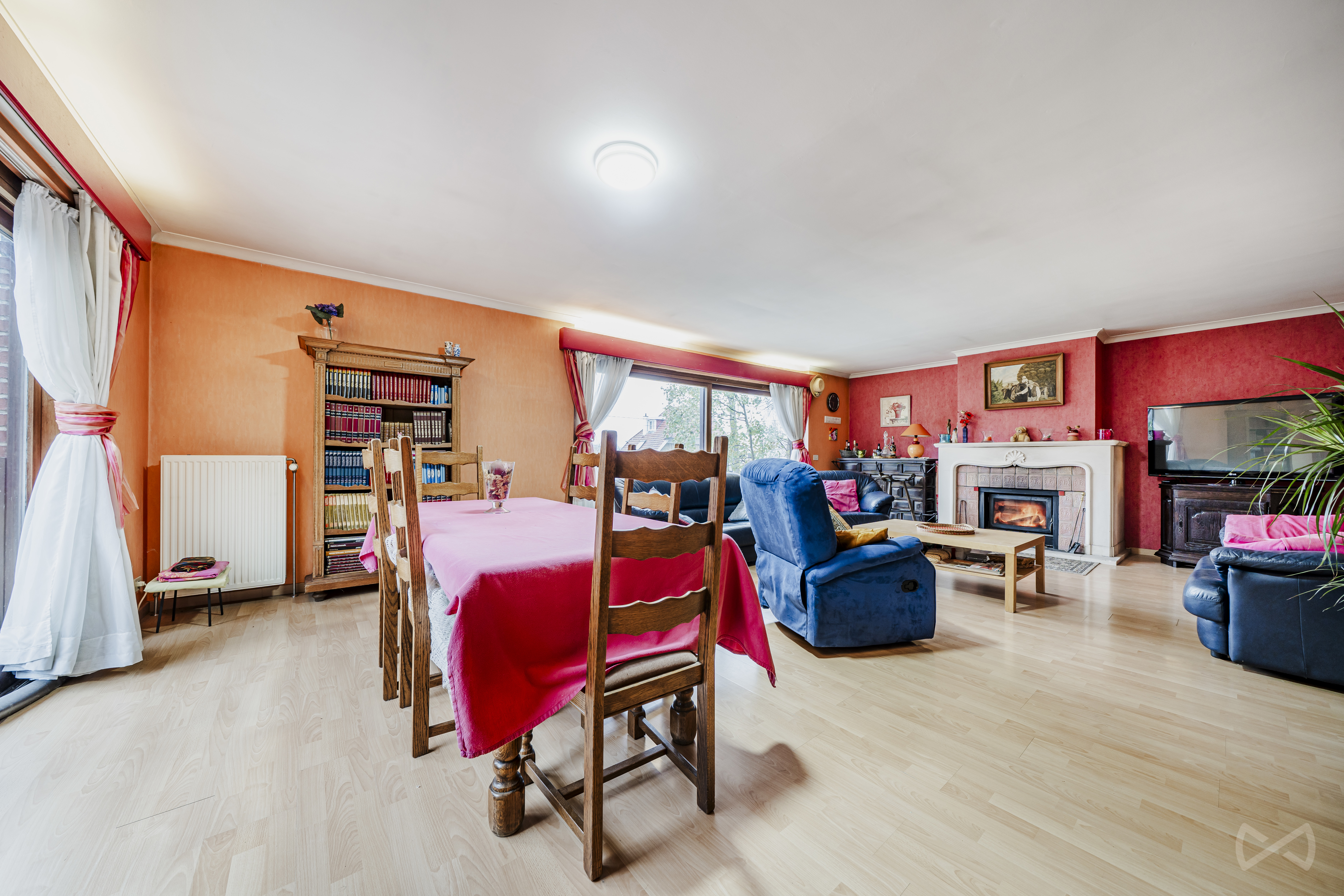 Photo 3 sur 3 pour Villa de quatre chambres à Huy