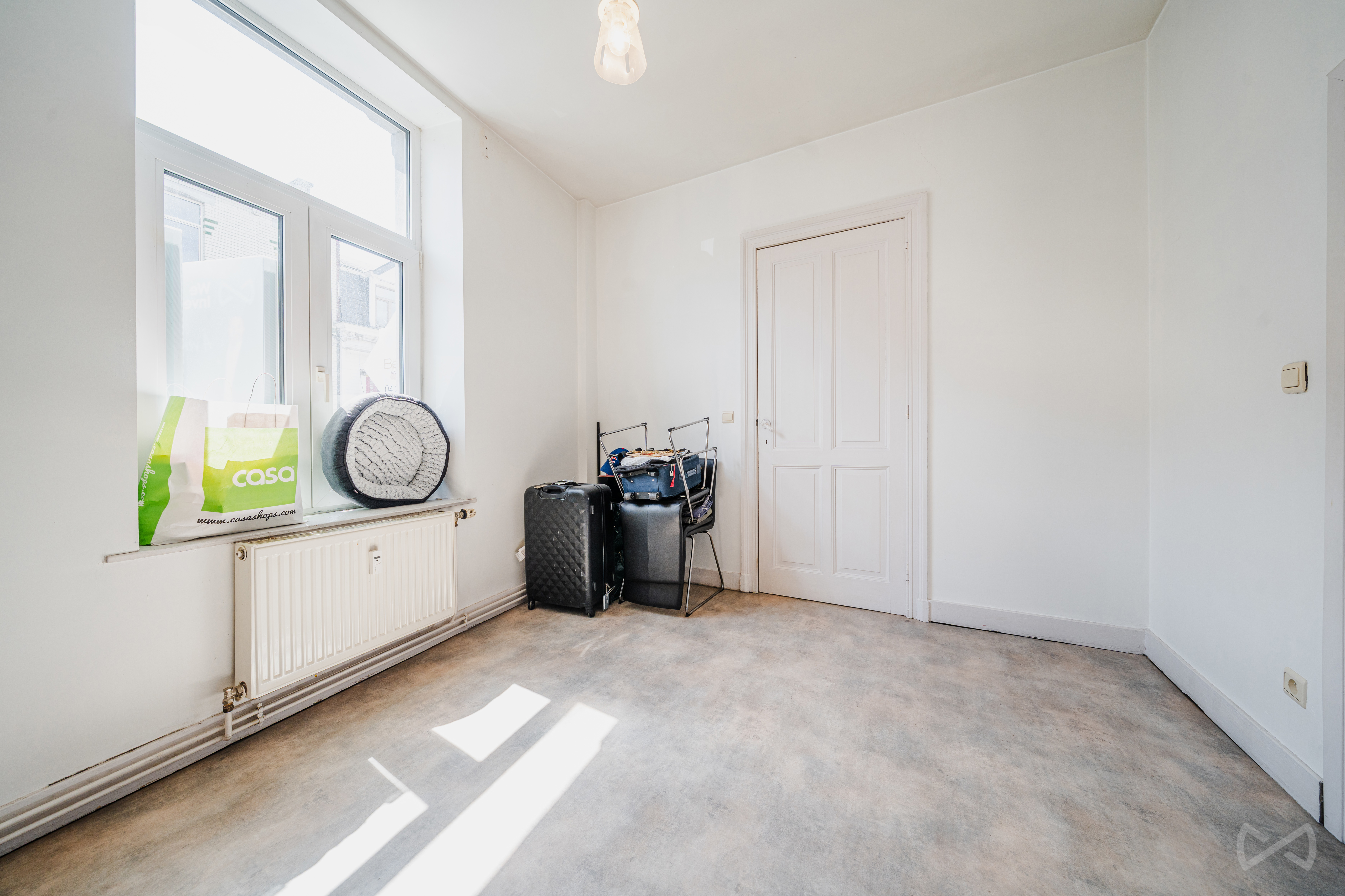 Photo 4 sur 4 pour Immeuble mixte de quatre chambres à Esneux