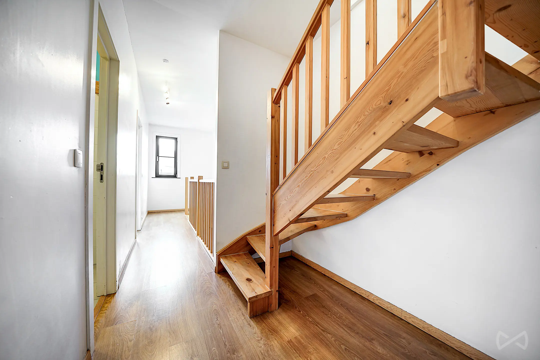 Picture 2 of 4 for Flat with five bedrooms in Molenbeek-saint-jean