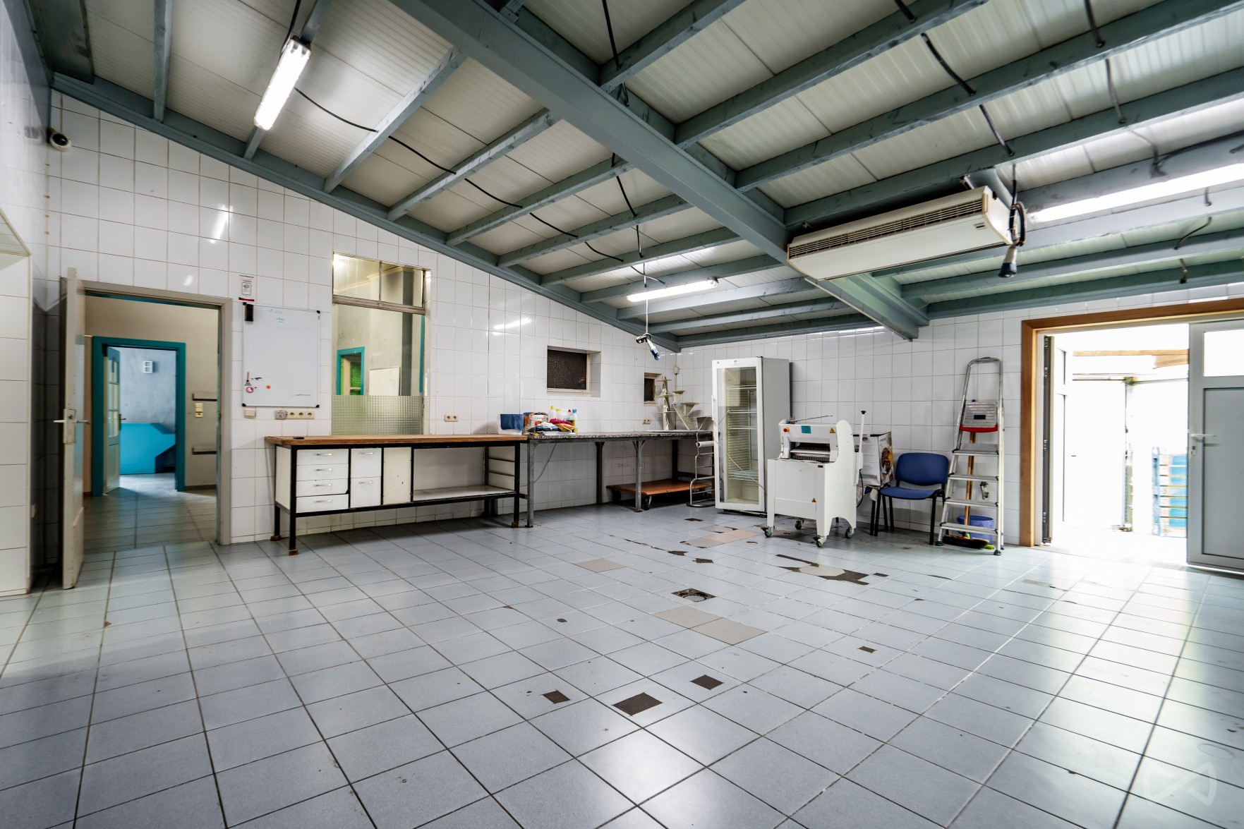 Photo 2 sur 4 pour Immeuble mixte de deux chambres à La Louvière