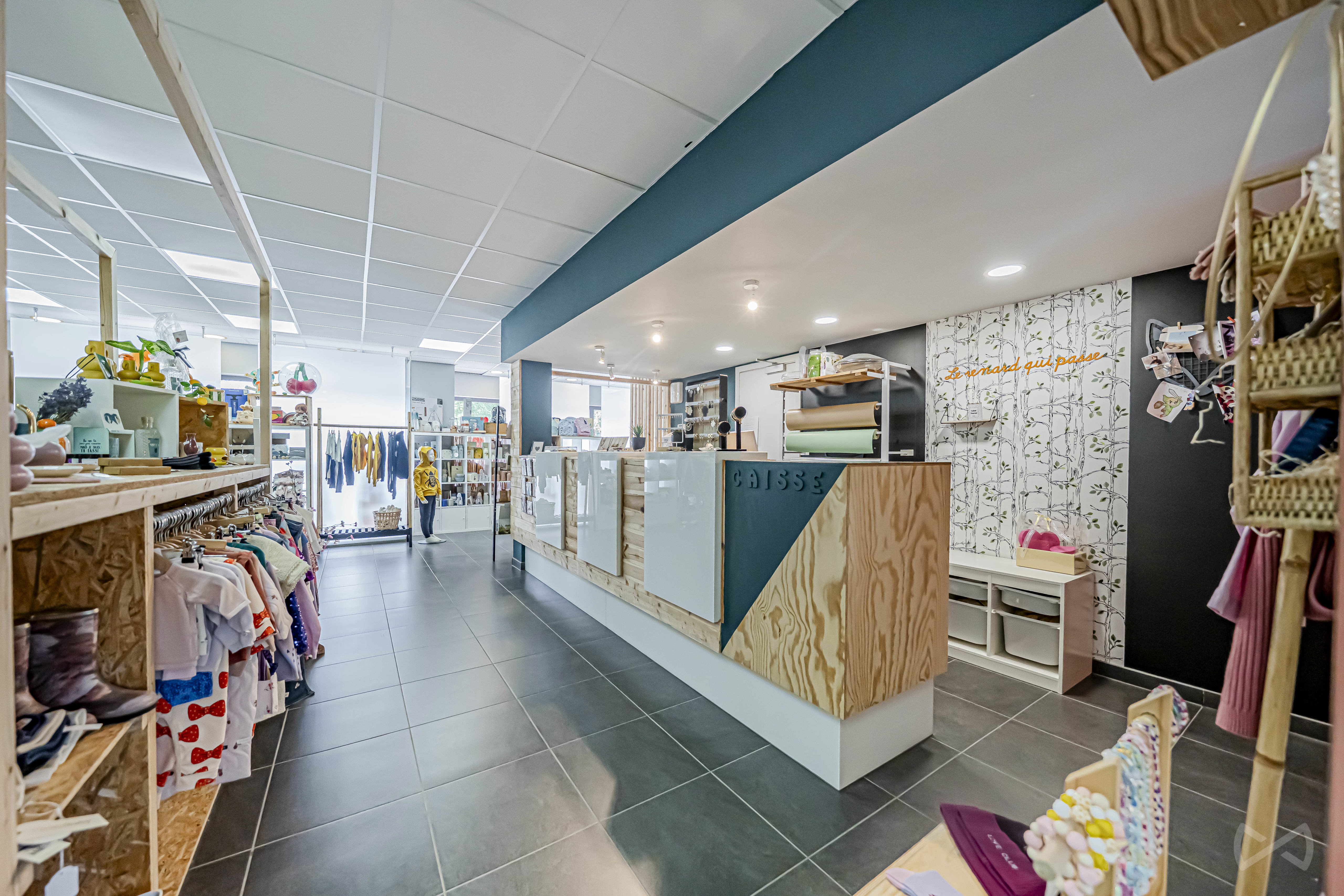 Picture 2 of 4 for Commercial groundfloor in Gerpinnes