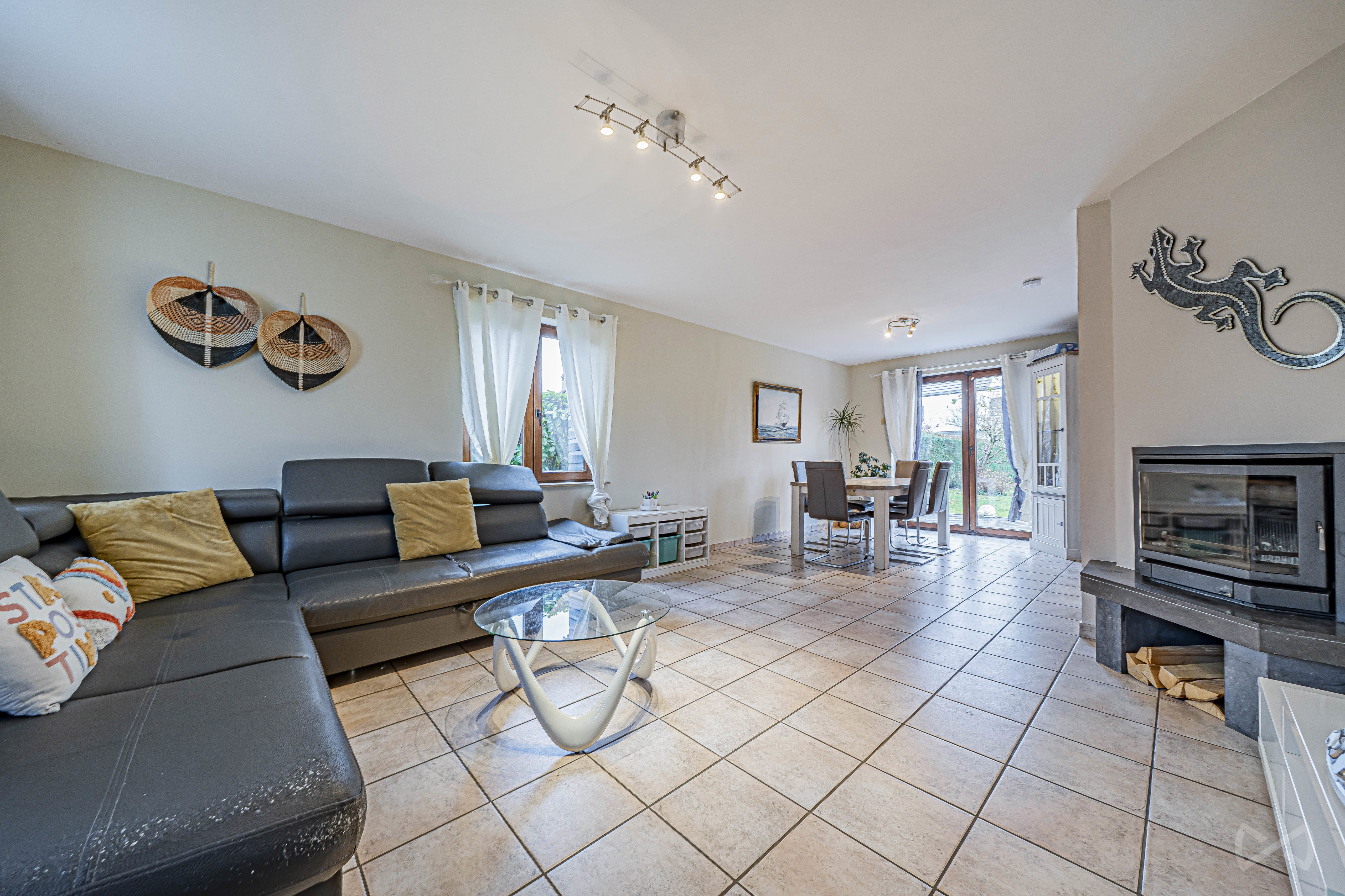 Photo 3 sur 3 pour Villa de quatre chambres à Flémalle-grande