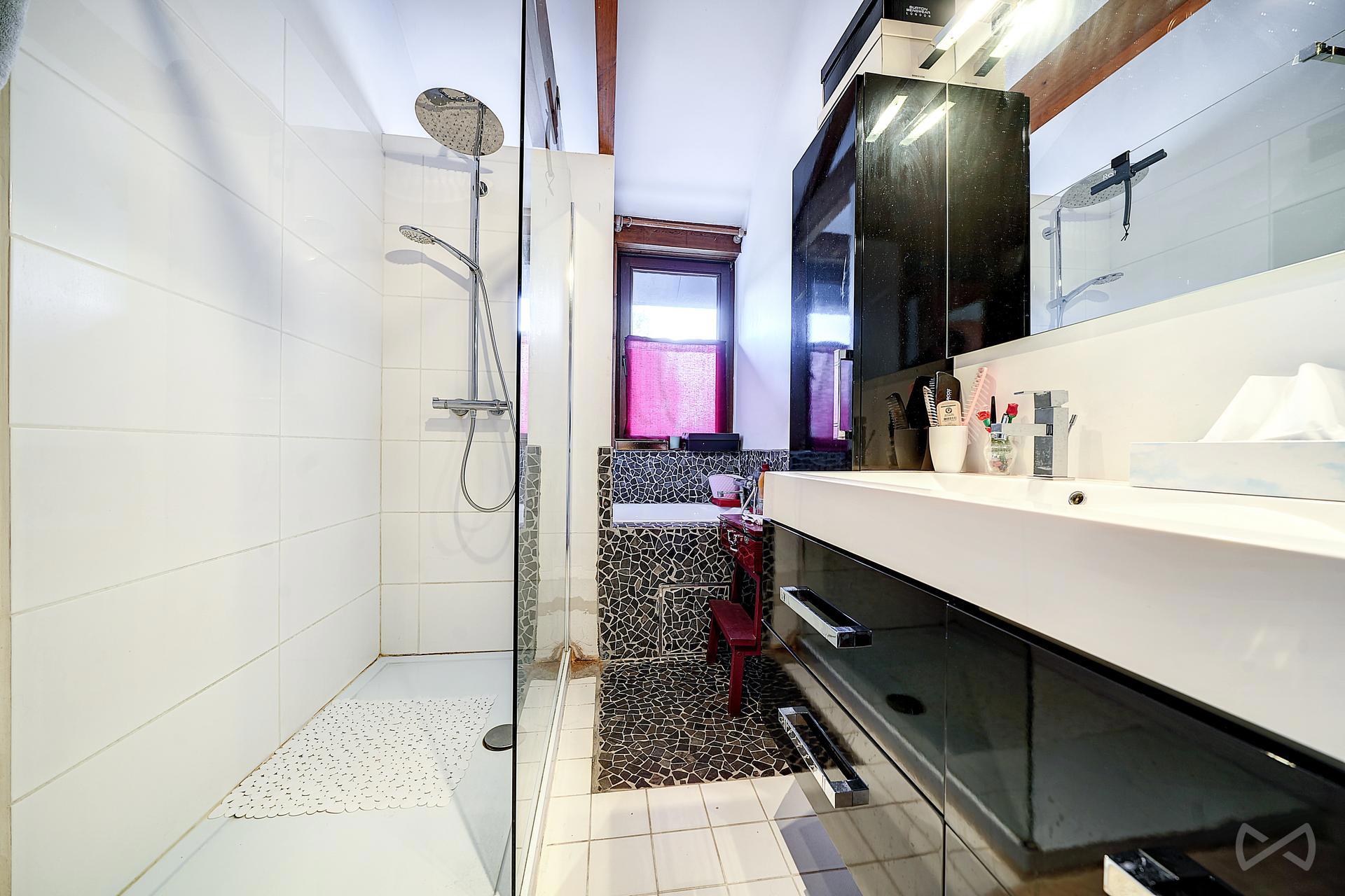 Picture 2 of 4 for Villa with six bedrooms in Grez-doiceau