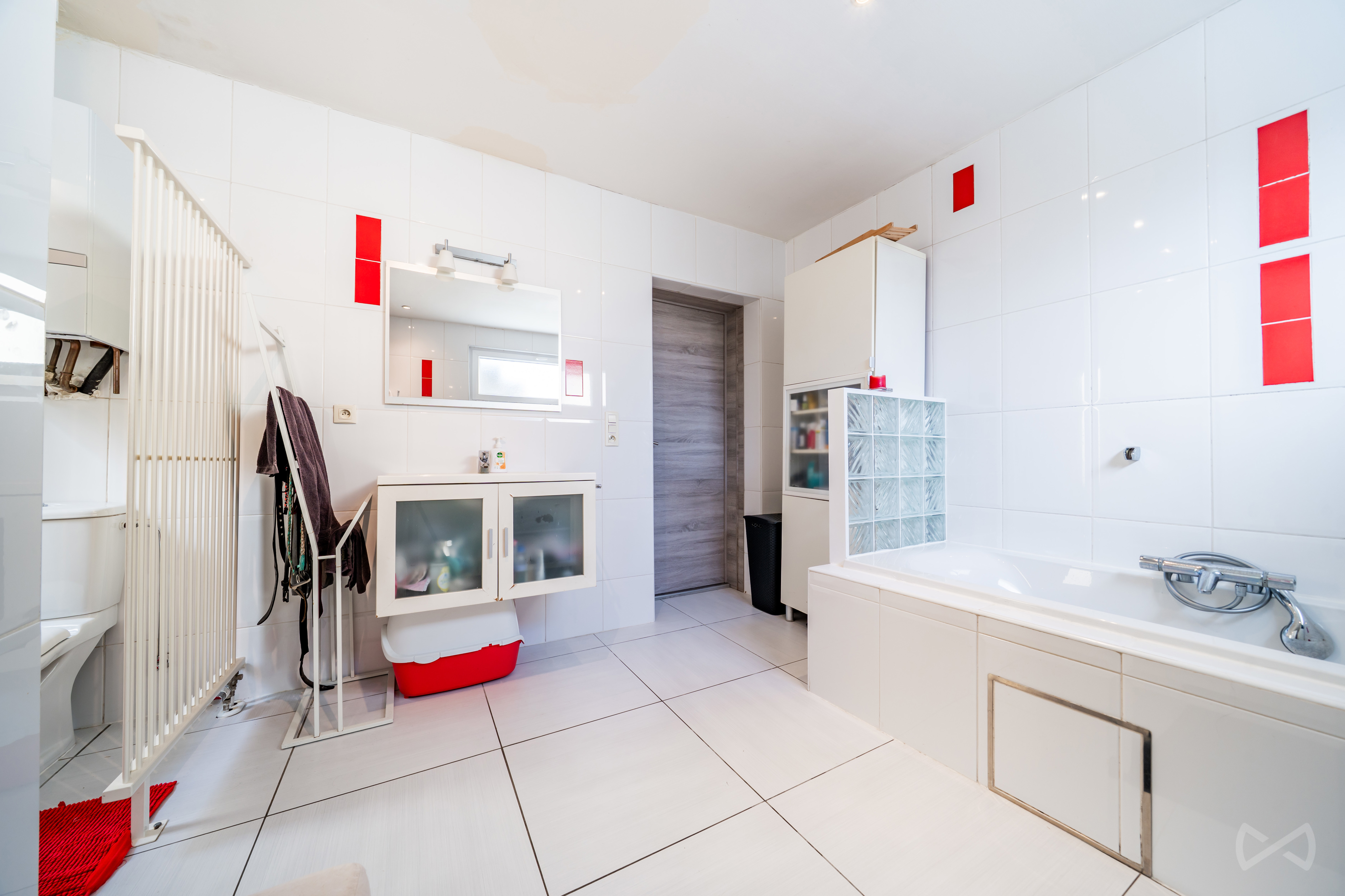Picture 4 of 4 for House with four bedrooms in Forchies-la-Marche
