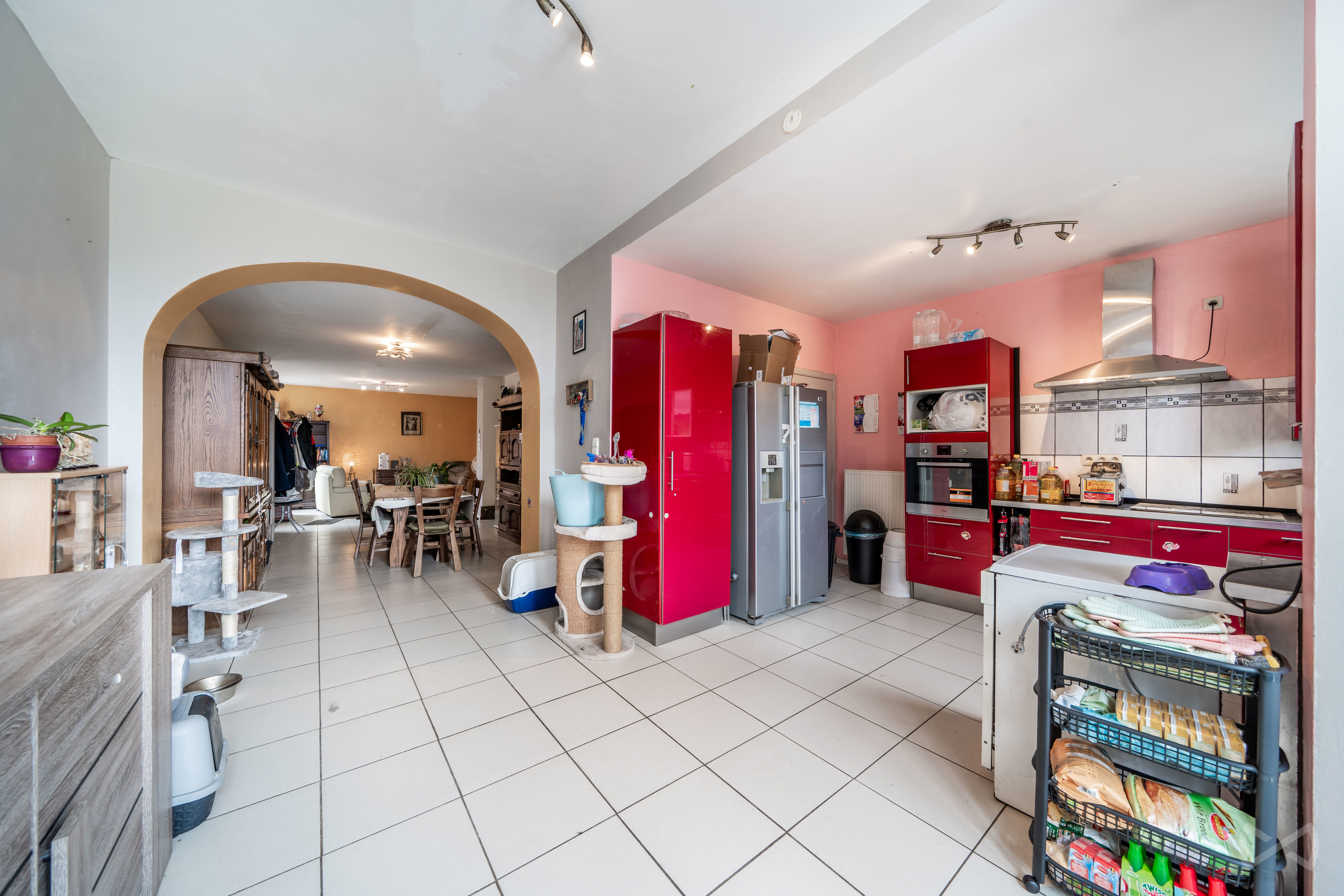 Photo 1 sur 4 pour Maison de deux chambres à Roux