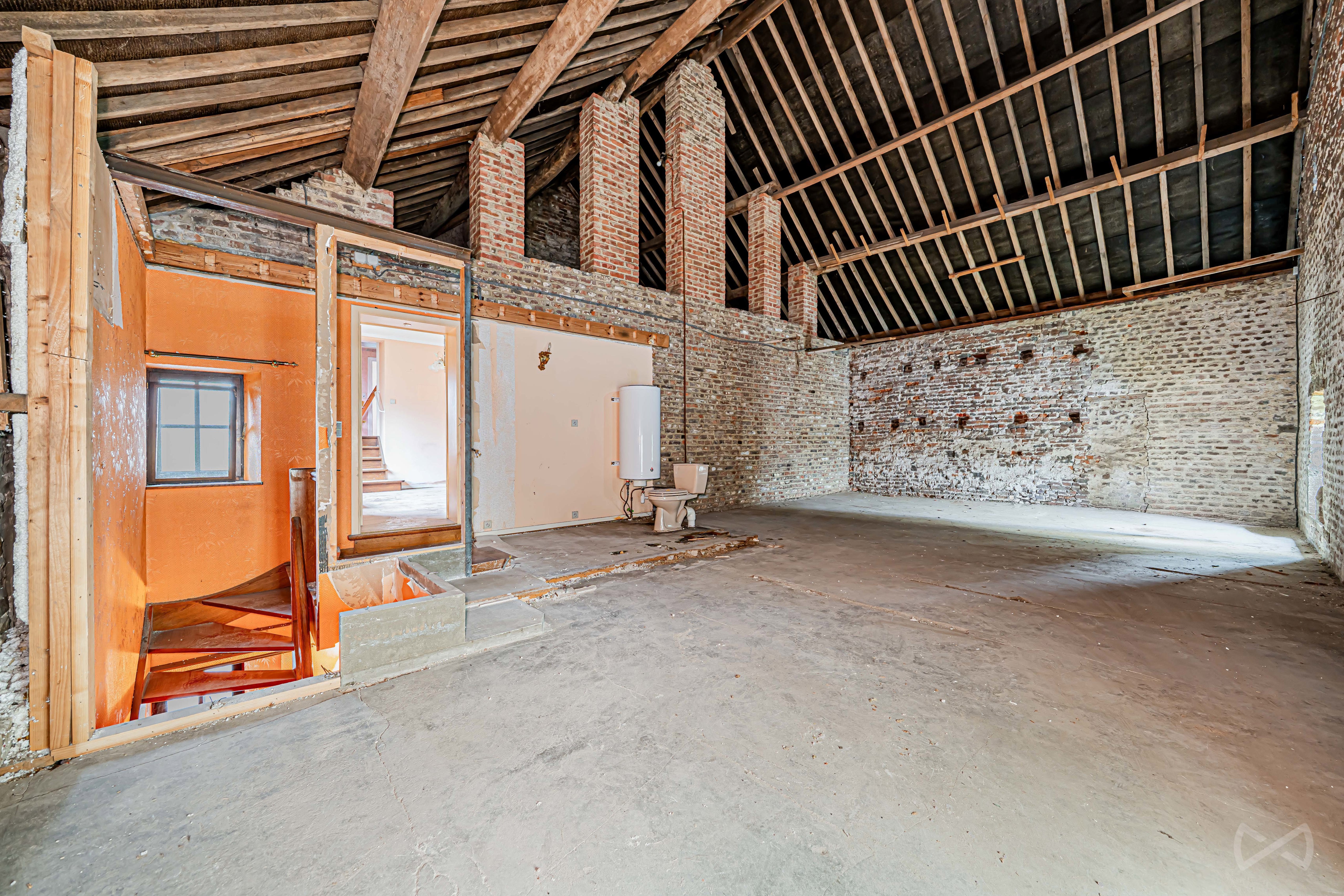 Picture 1 of 4 for Villa farmtype with four bedrooms in Xhendelesse