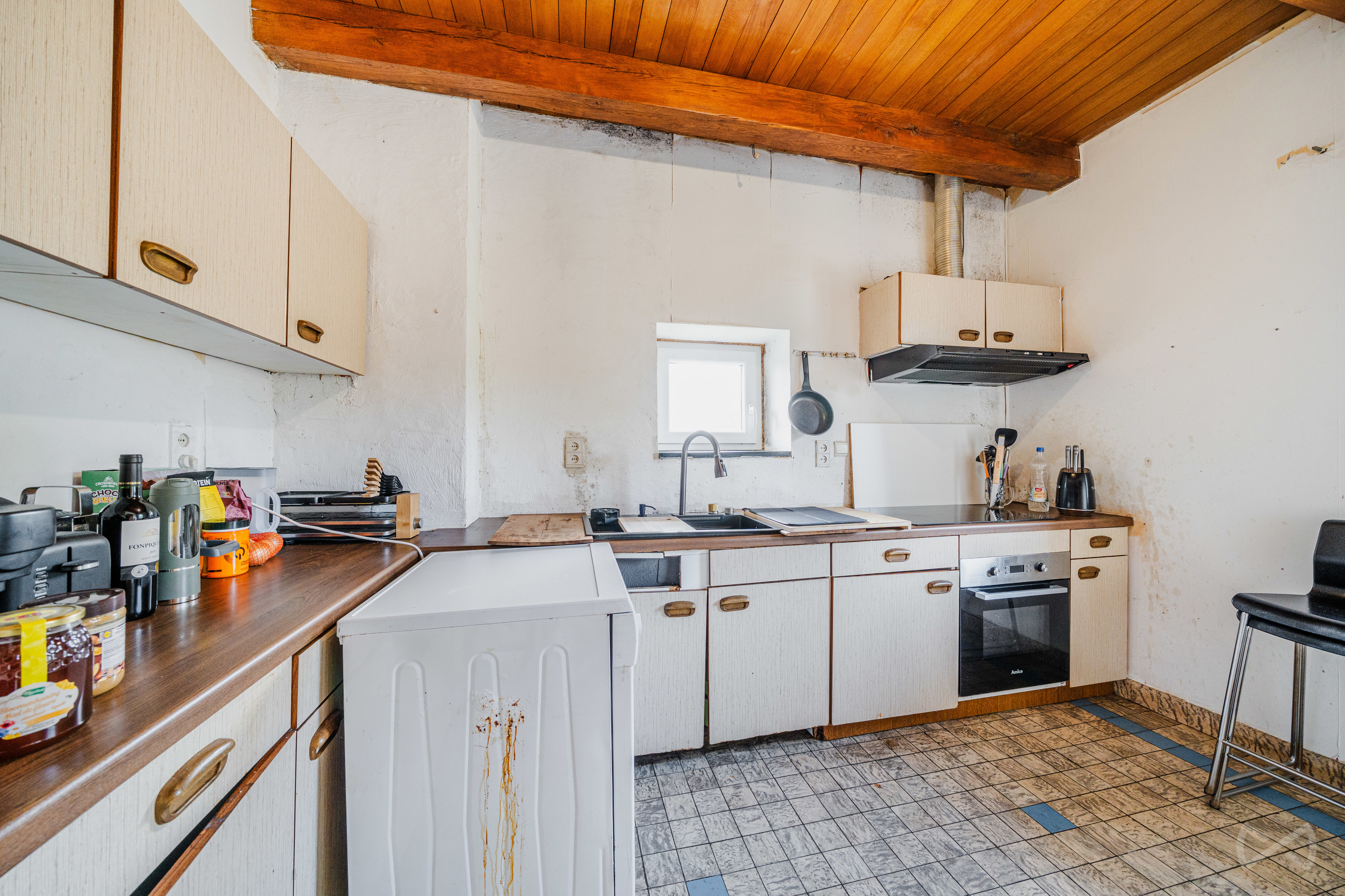 Photo 1 sur 4 pour Immeuble à appartements de cinq chambres à Juseret