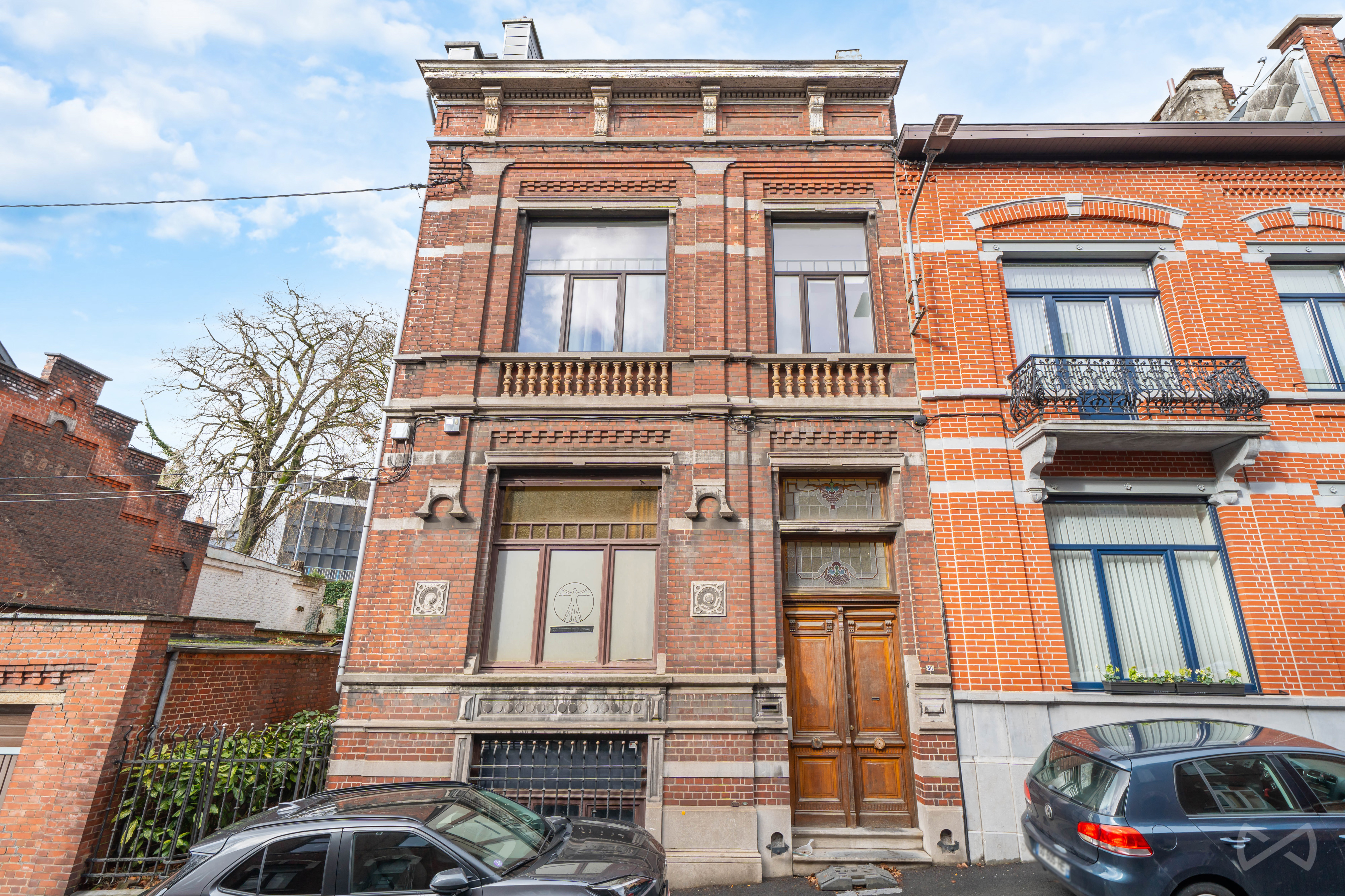 Photo 1 sur 4 pour Immeuble mixte de neuf chambres à Montignies-Sur-Sambre