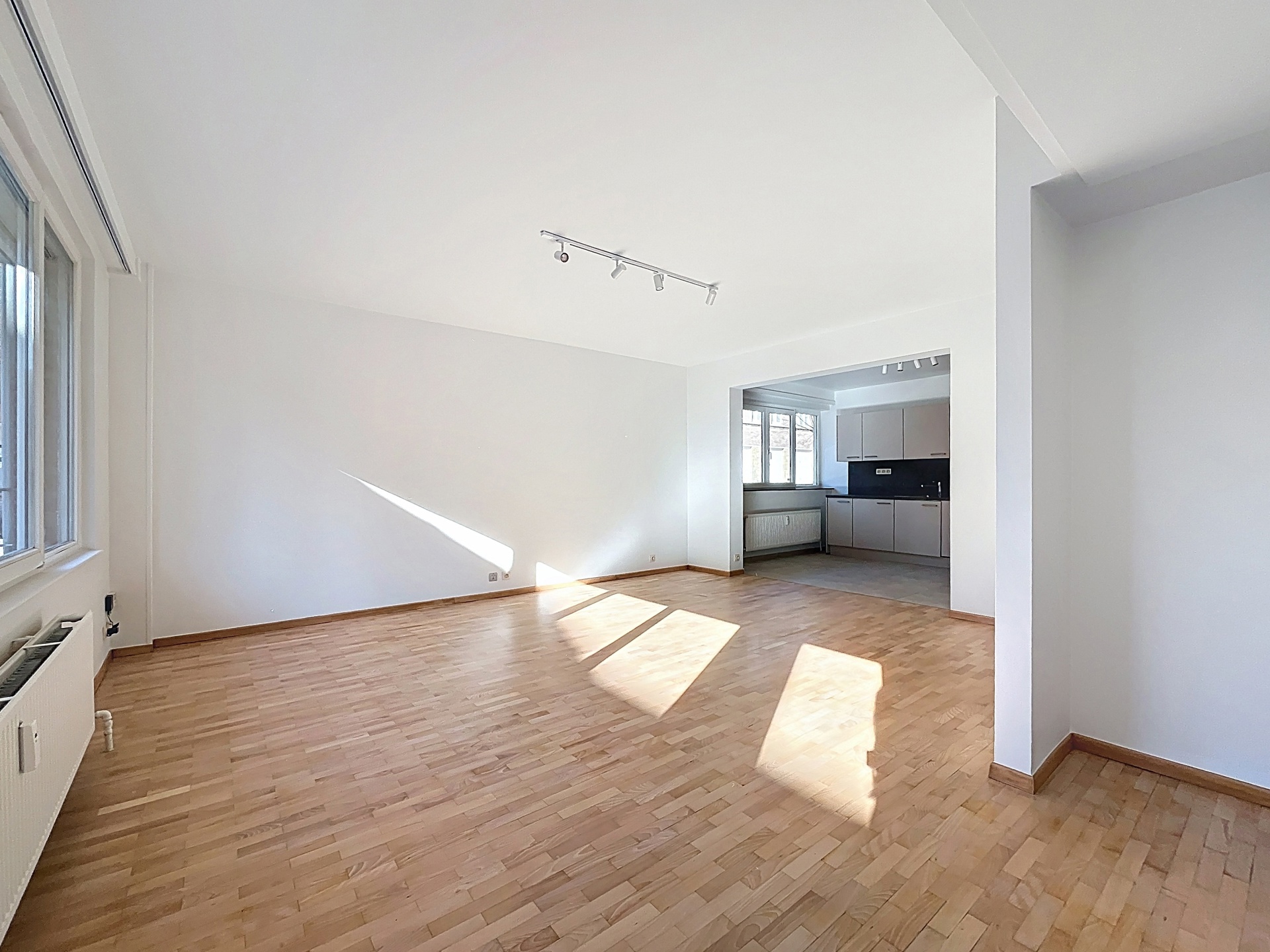 Picture 2 of 4 for Flat with three bedrooms in Watermael-Boitsfort