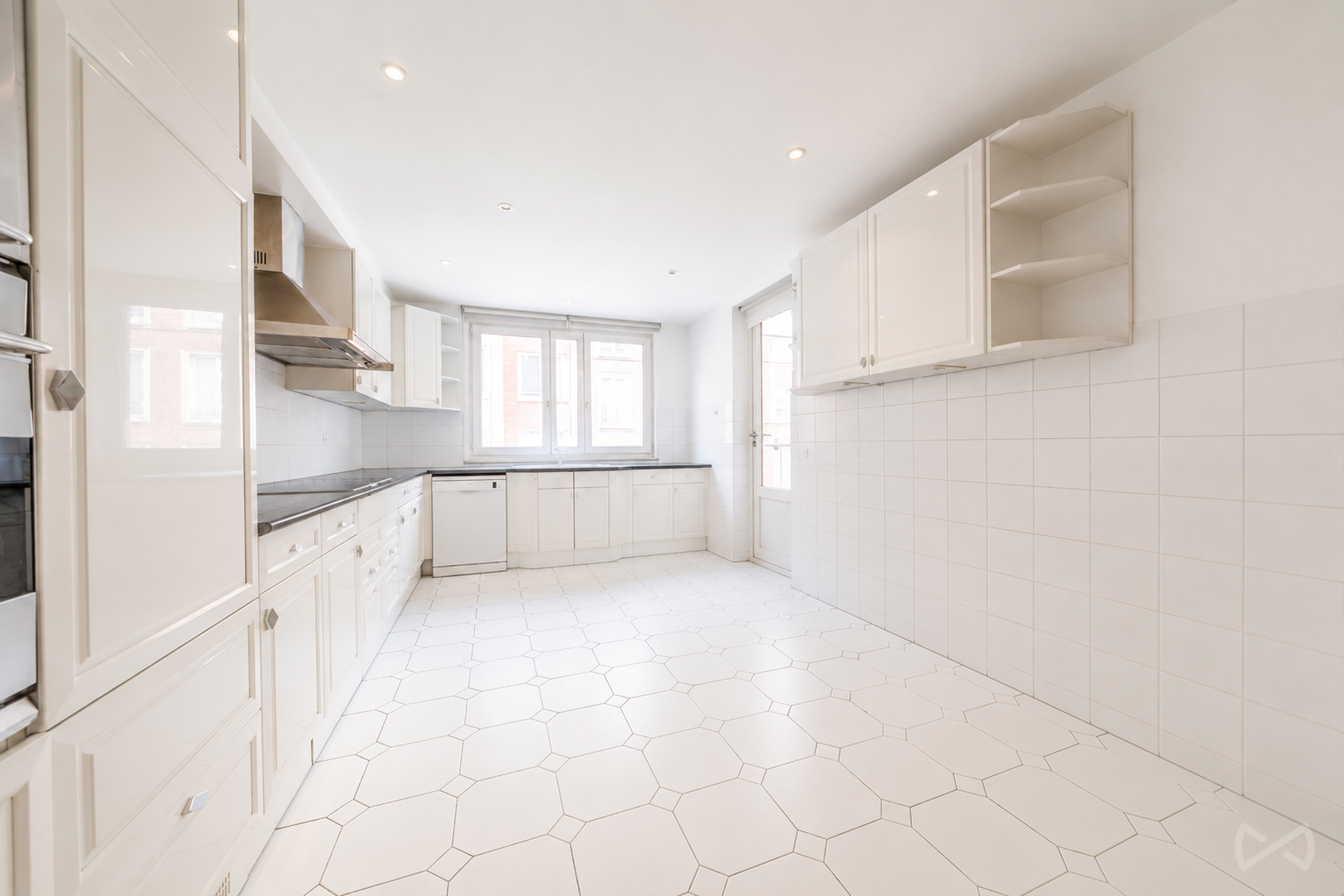 Picture 3 of 4 for Flat with three bedrooms in Uccle