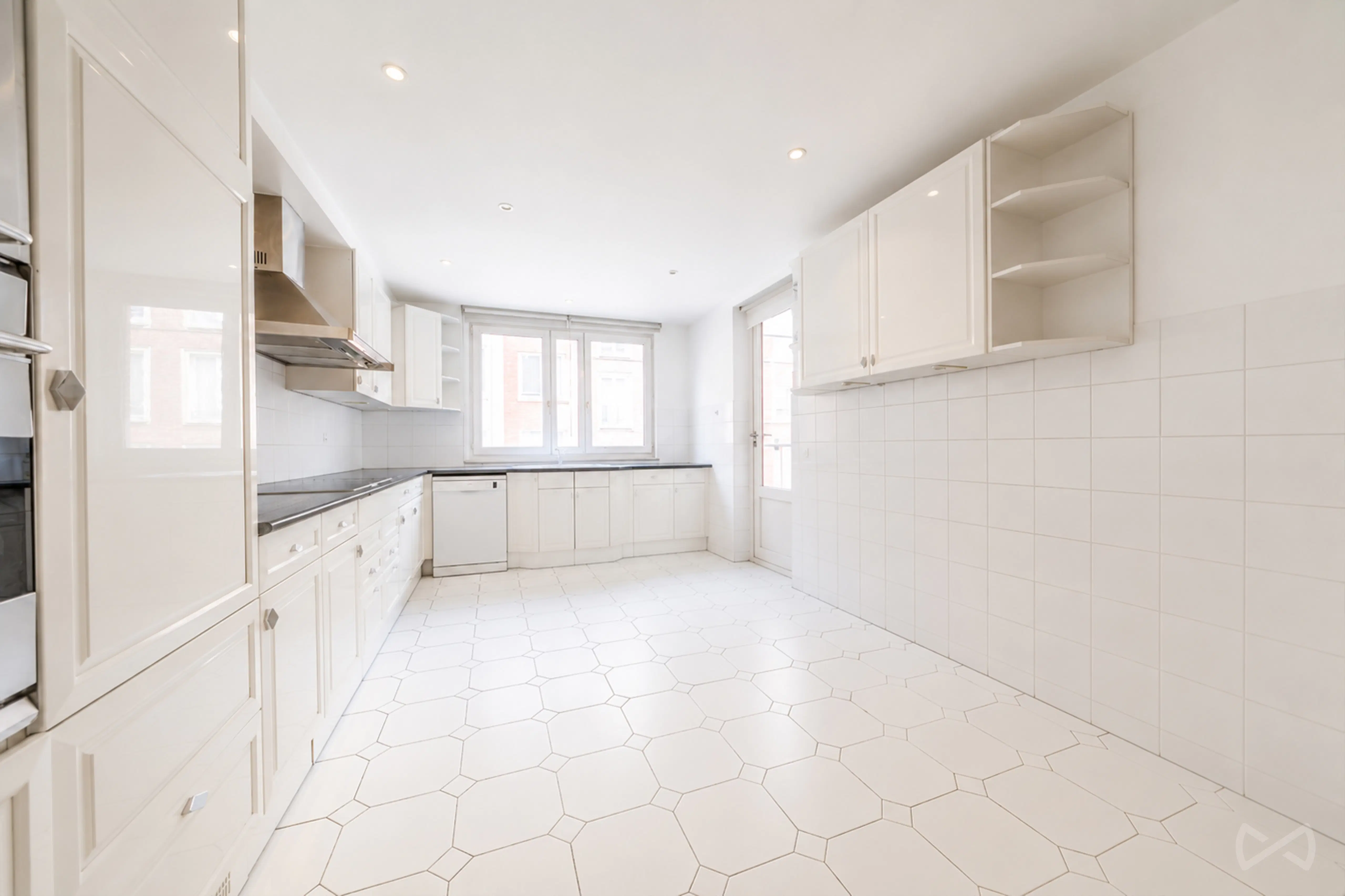 Picture 3 of 4 for Flat with three bedrooms in Uccle