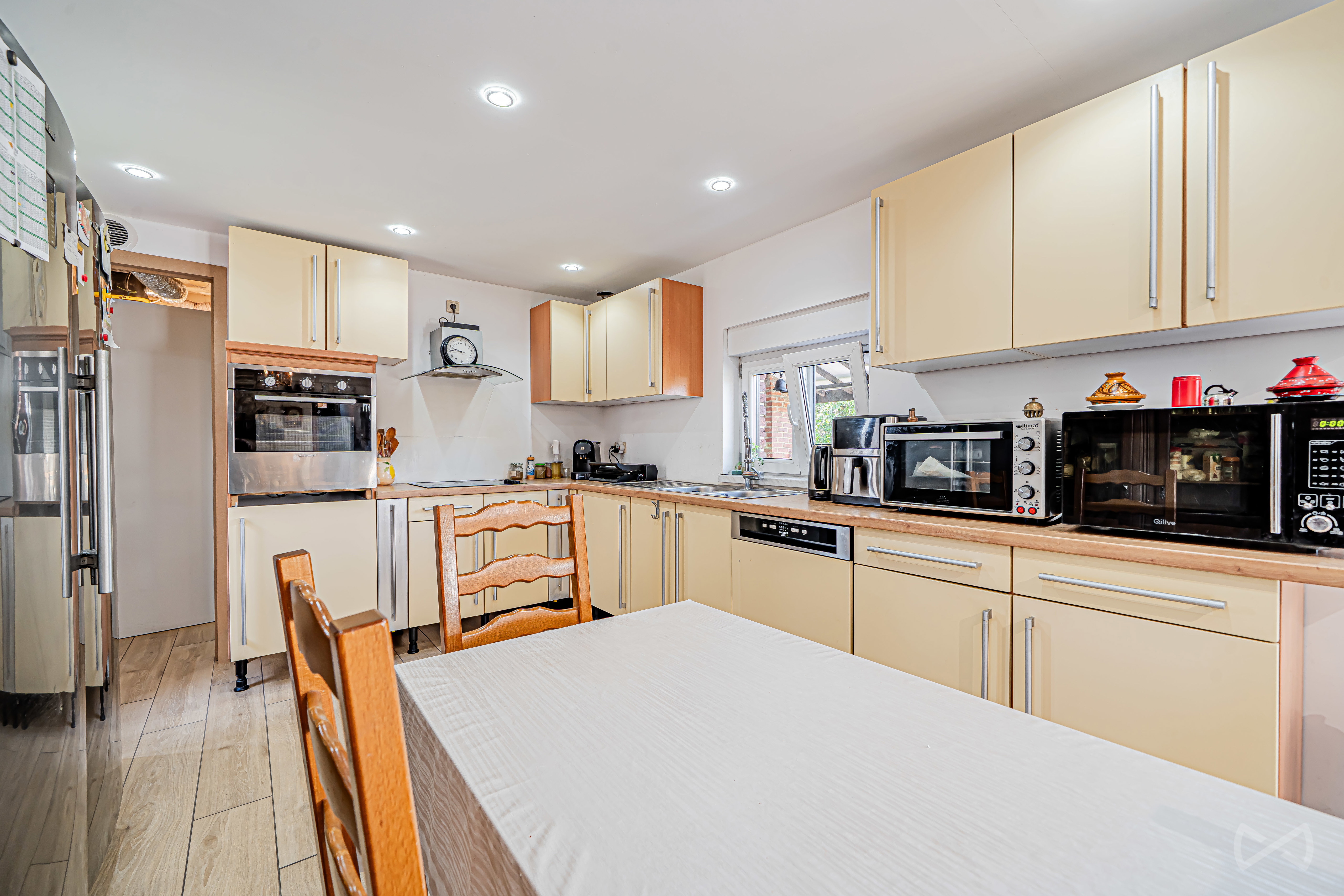 Picture 2 of 4 for House with six bedrooms in Hautrage