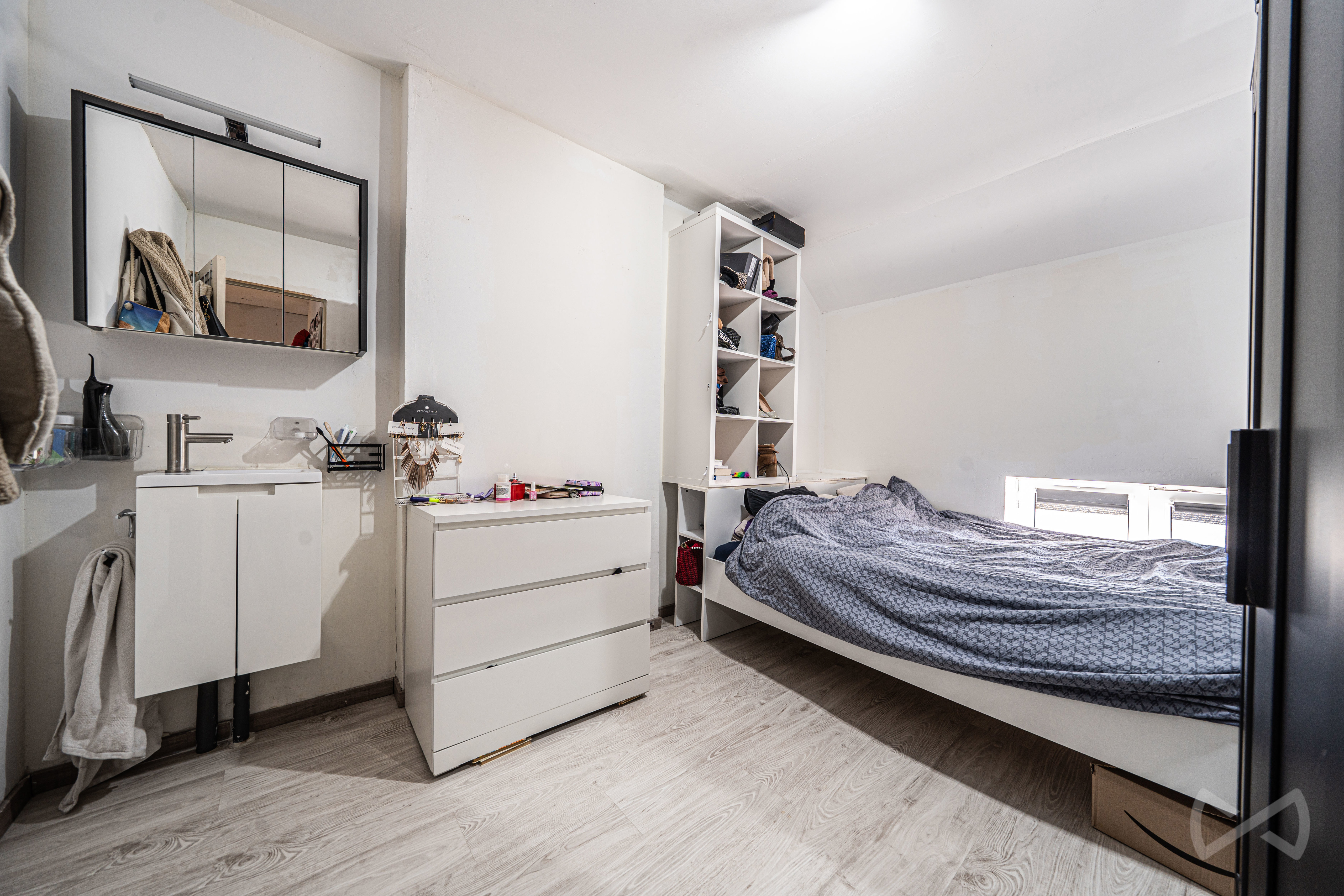 Photo 2 sur 4 pour Maison de trois chambres à Avennes
