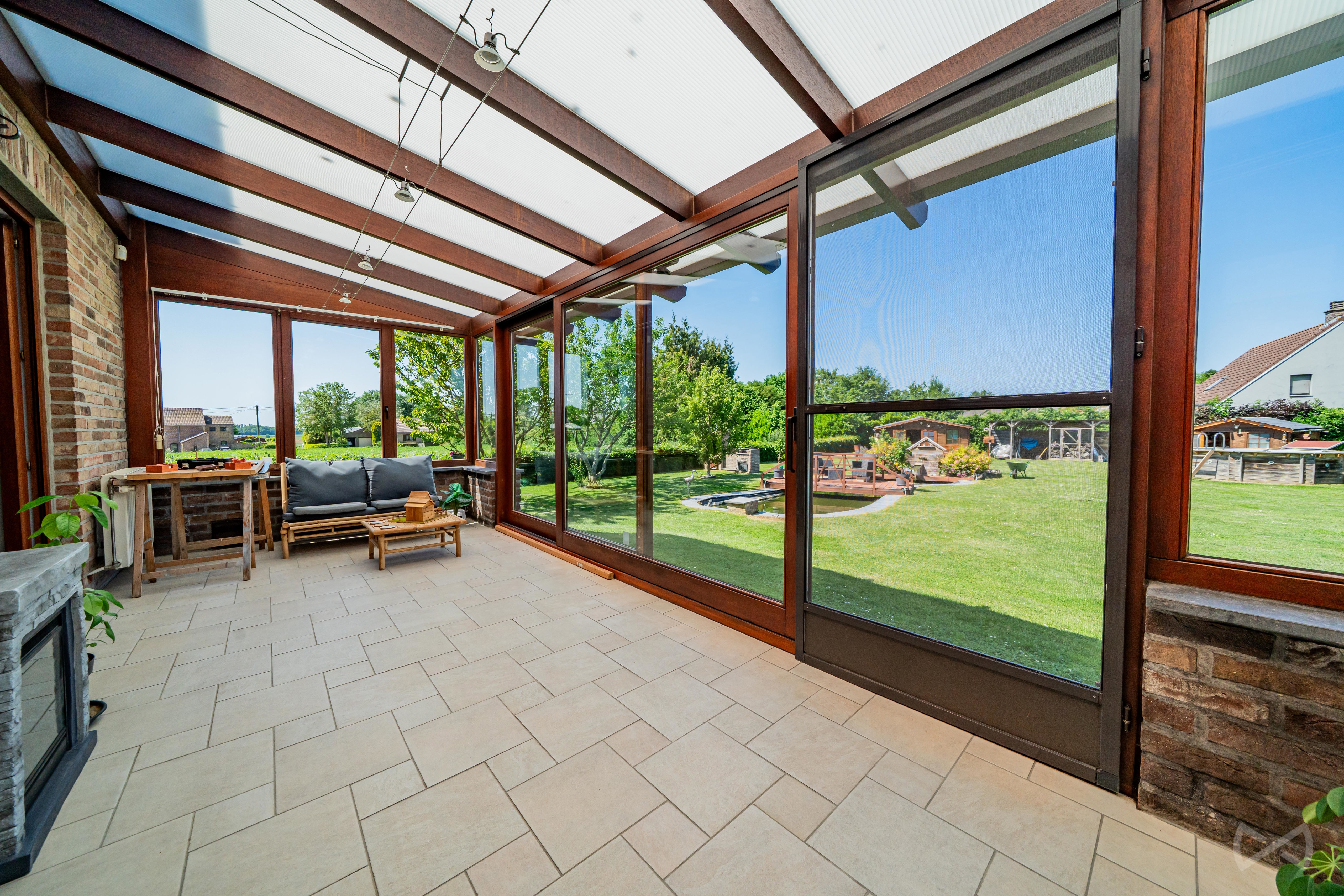 Picture 2 of 4 for Villa with four bedrooms in Merdorp