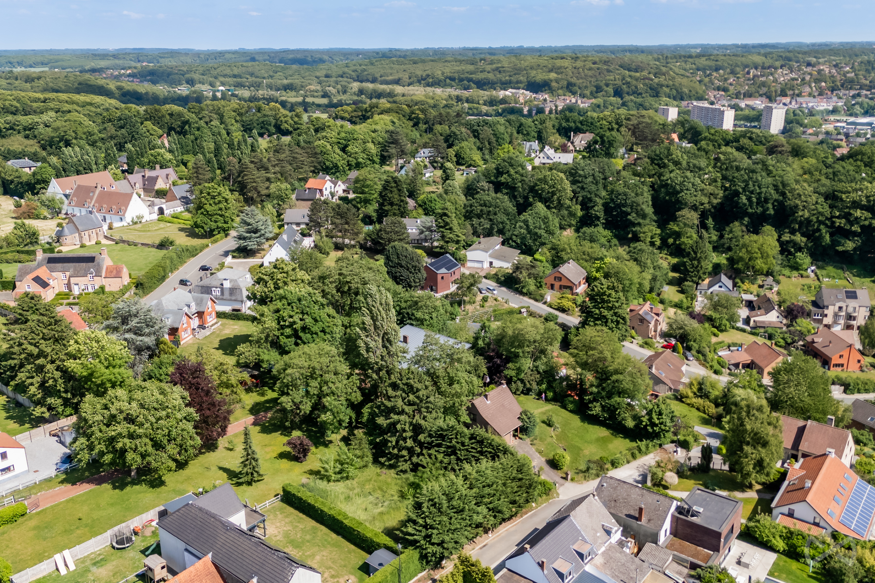 Picture 3 of 4 for Building ground in Wavre