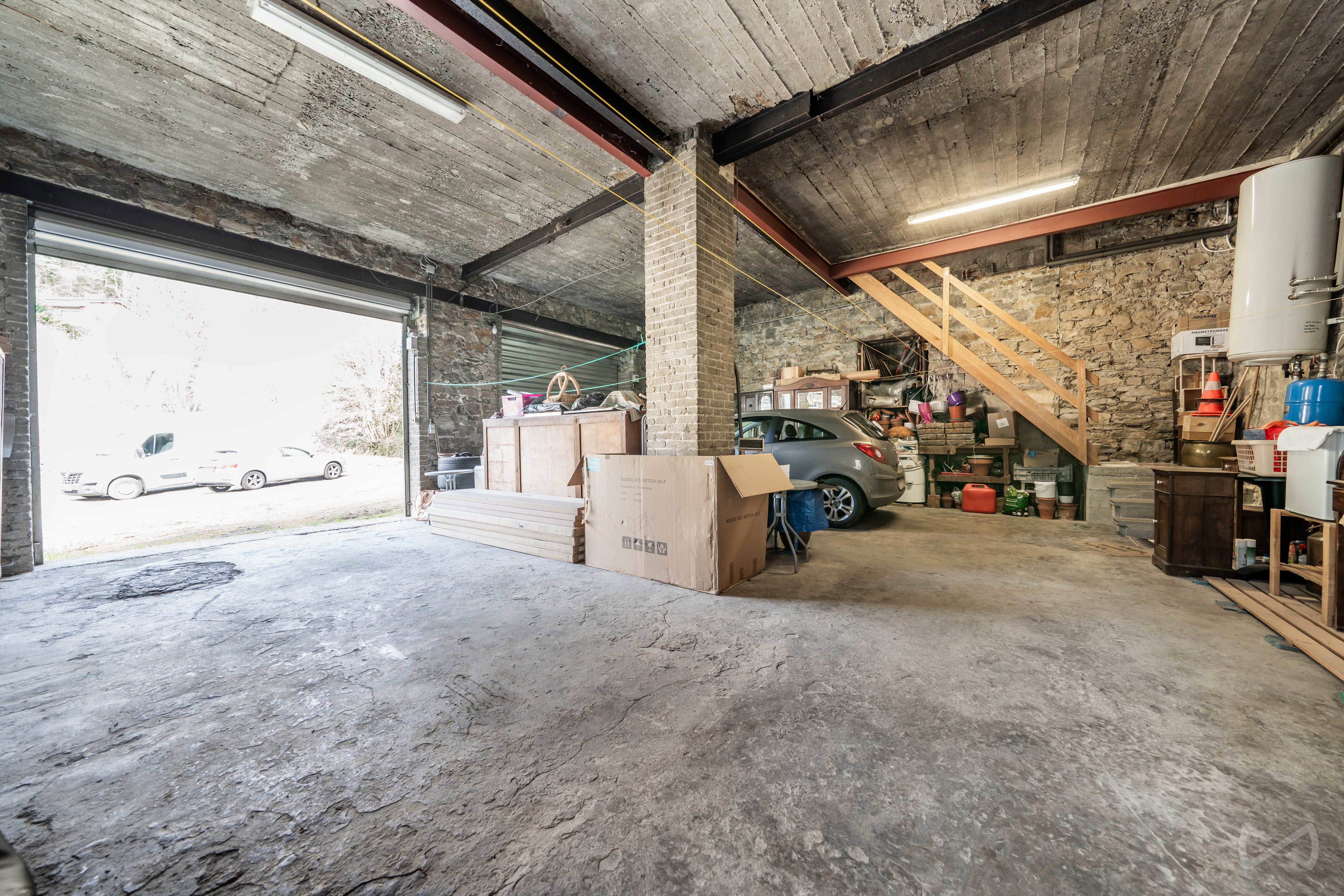 Photo 3 sur 4 pour Maison de cinq chambres à Vierset-barse