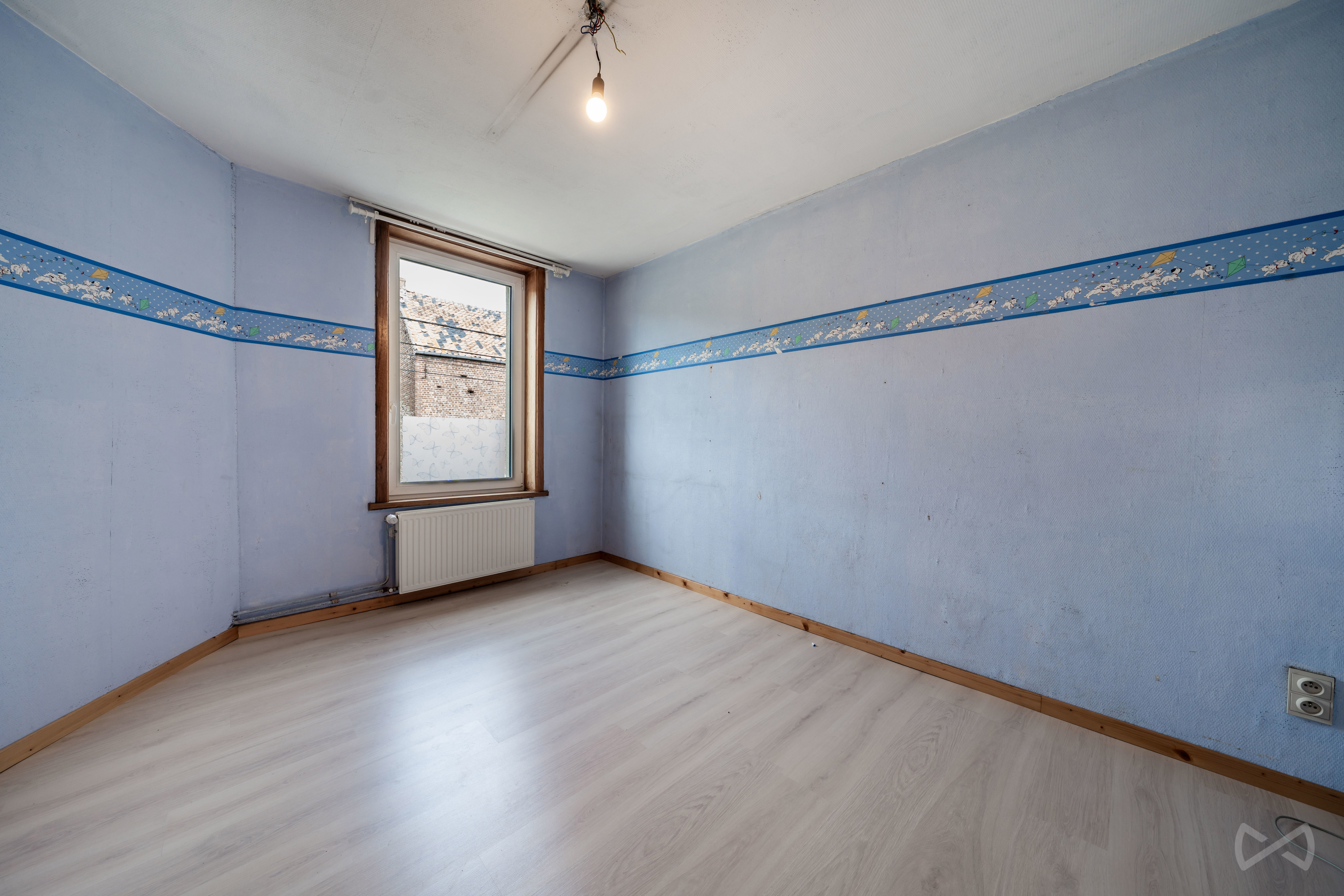 Picture 2 of 4 for House with five bedrooms in Court-saint-Étienne