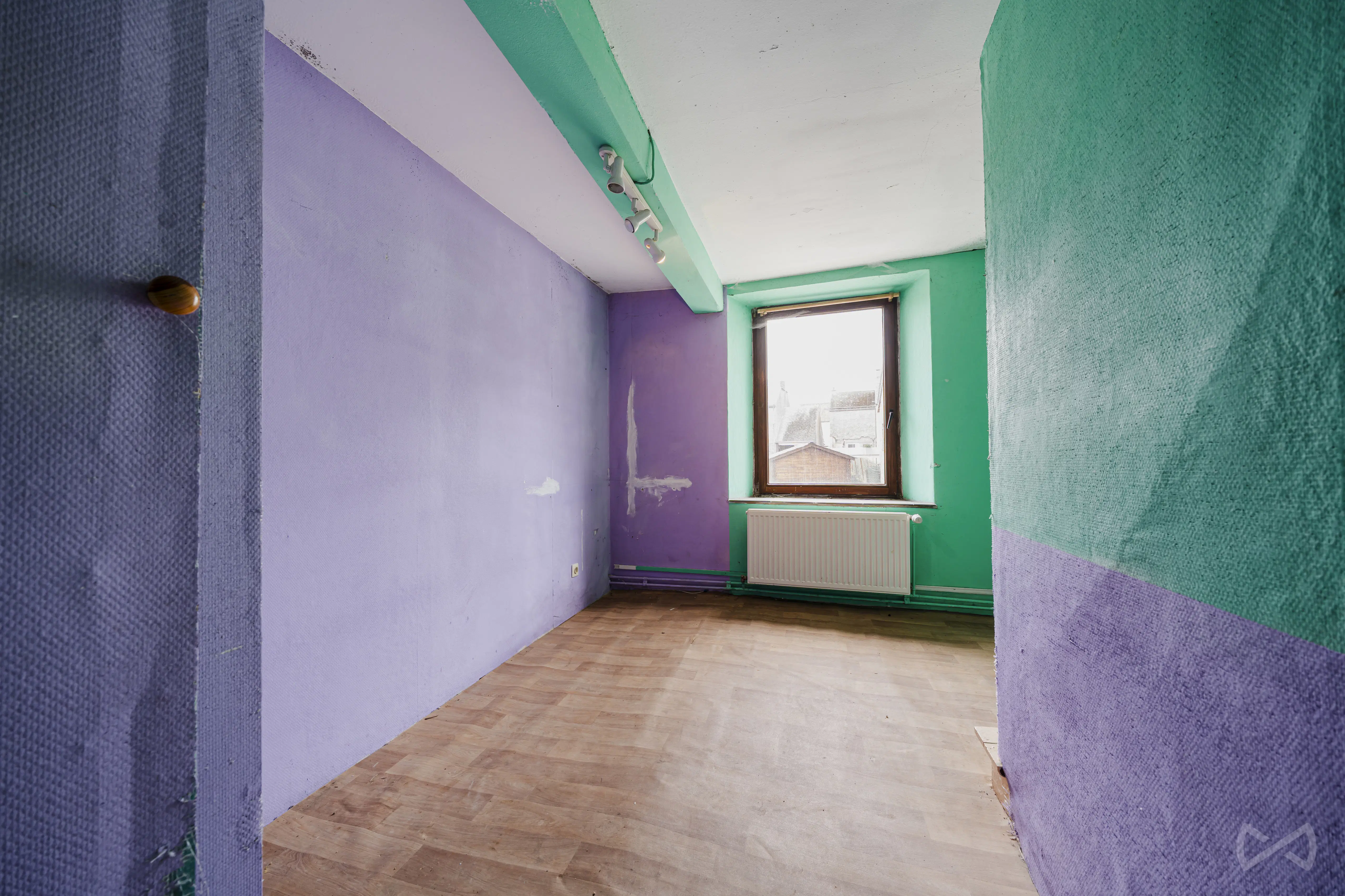 Picture 1 of 4 for House with three bedrooms in Gochenée
