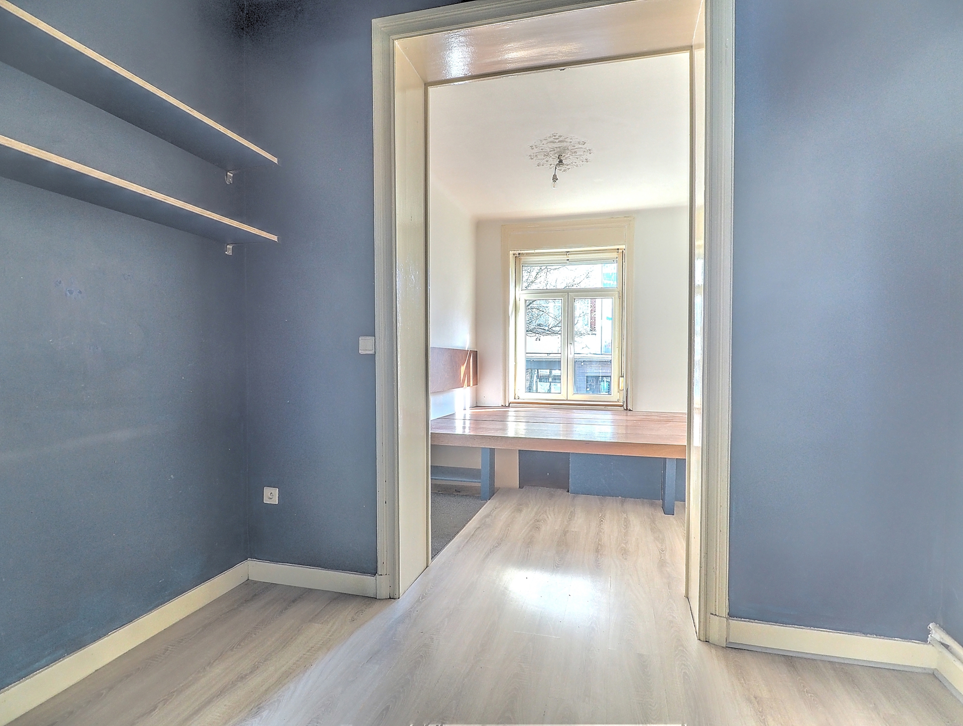 Picture 1 of 4 for Studio in Uccle