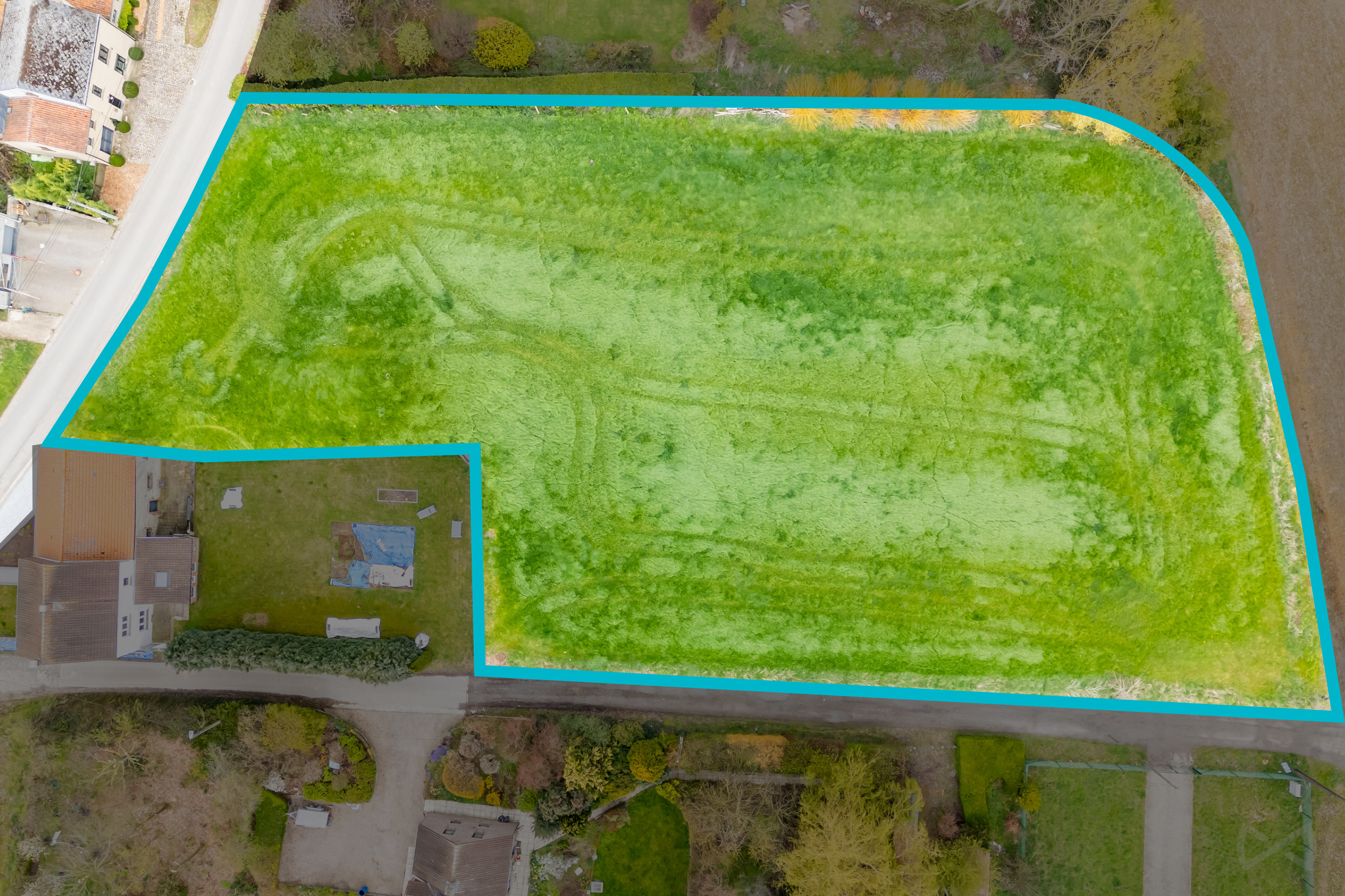 Picture 1 of 4 for Building ground in Lathuy
