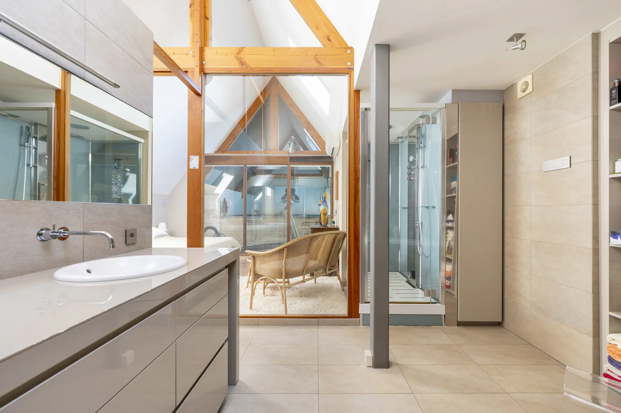 Picture 4 of 4 for Penthouse with three bedrooms in Zwijndrecht Burcht