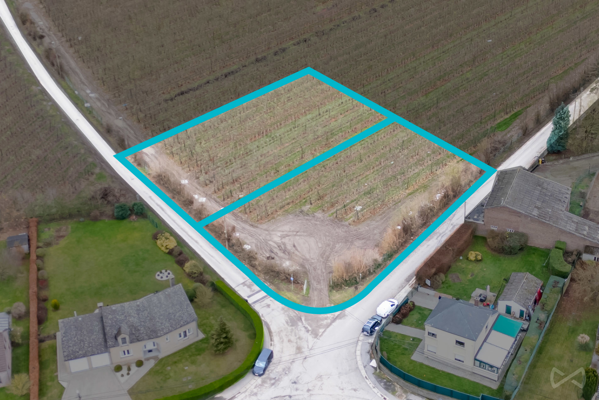 Picture 2 of 4 for Building ground in Lens-sur-geer