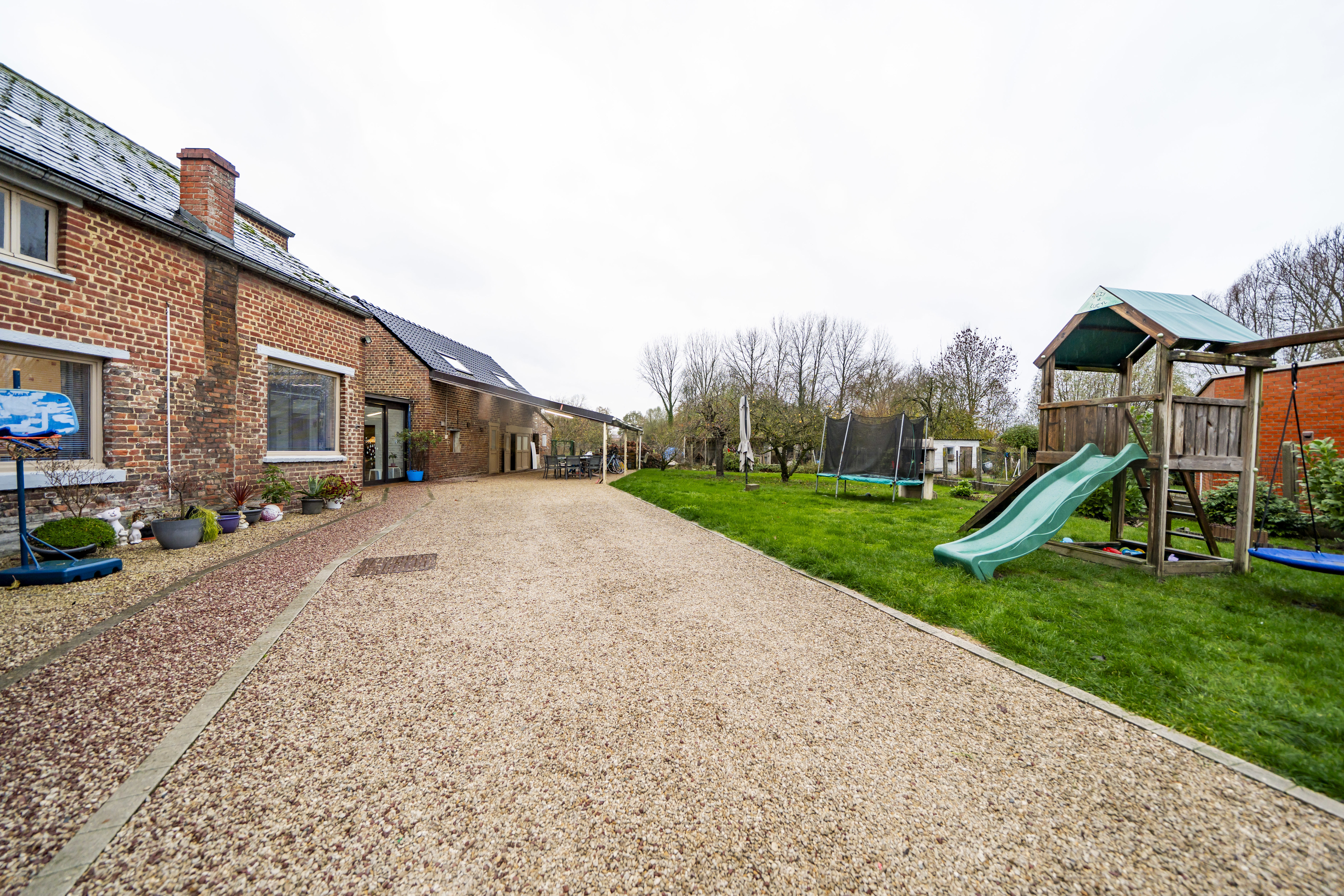 Picture 2 of 4 for House with six bedrooms in ChiÈvres