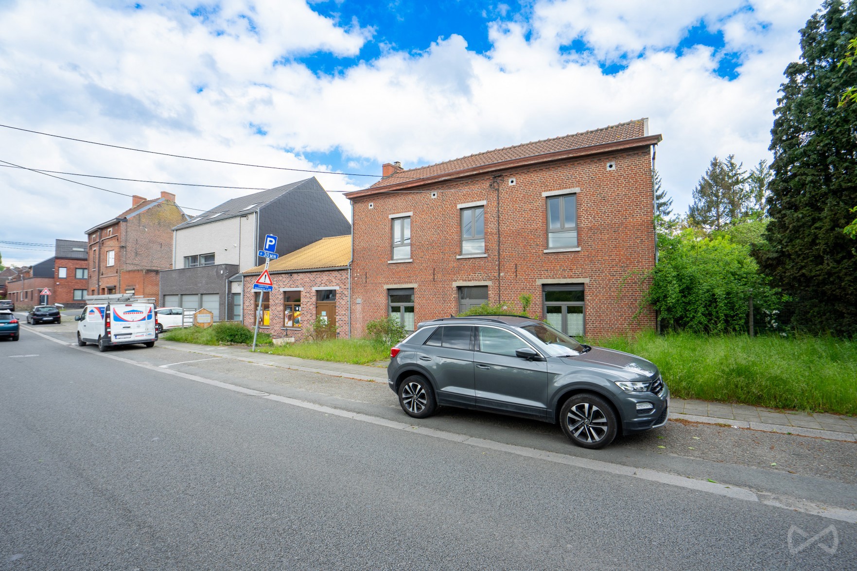 Picture 3 of 4 for Multi-purpose building with three bedrooms in Jumet