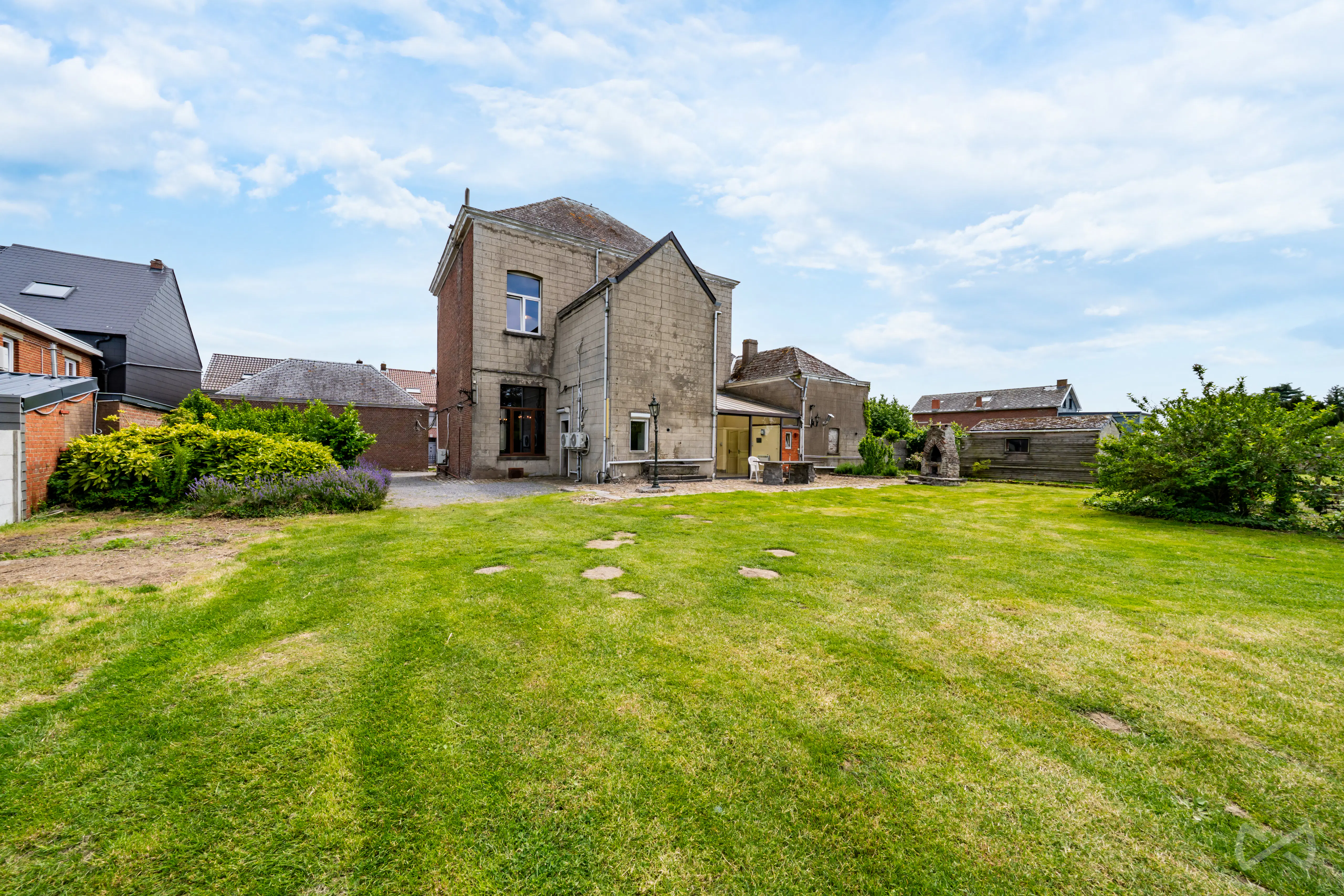 Picture 2 of 4 for Exceptional house with six bedrooms in Chièvres
