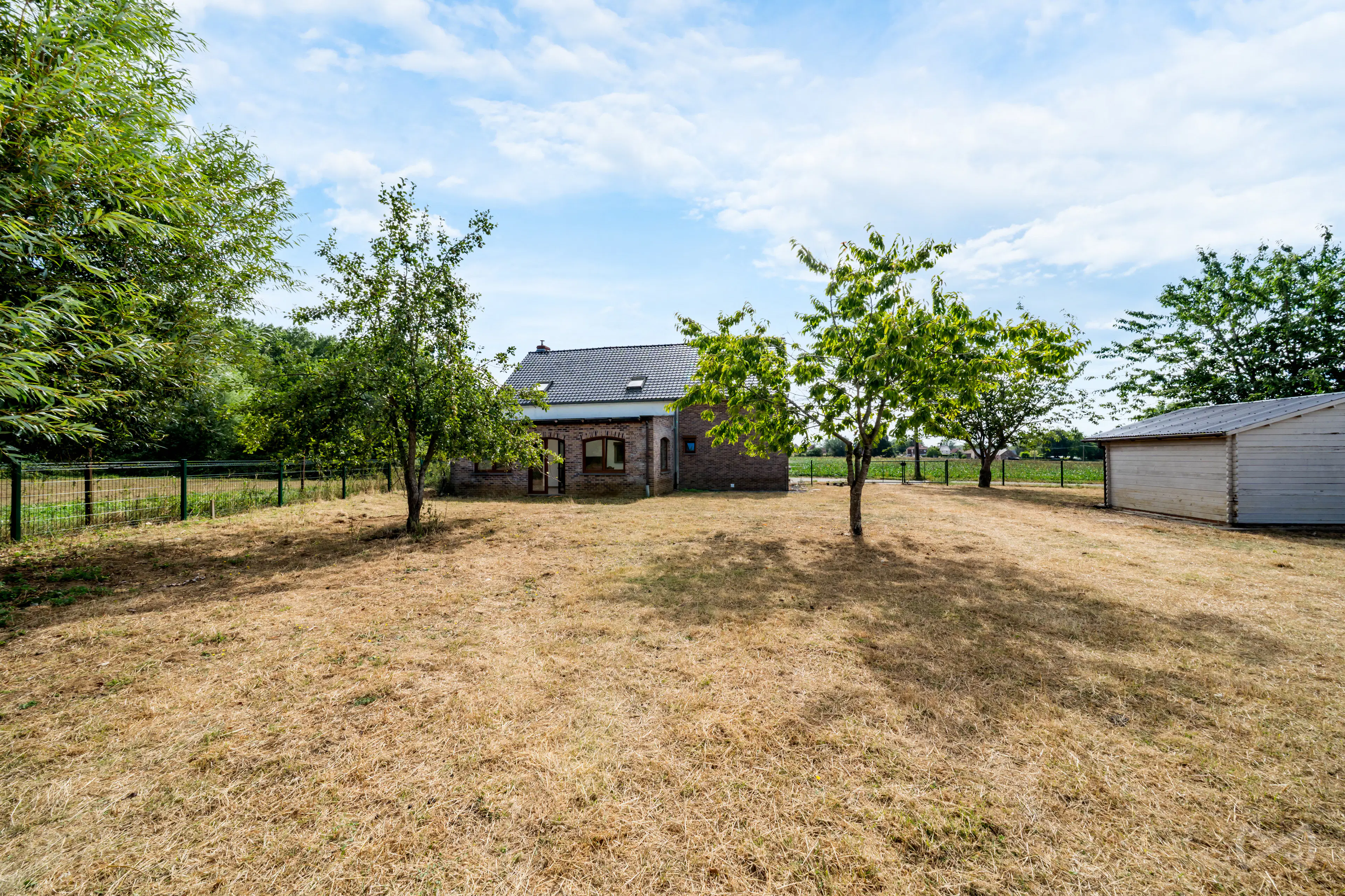 Foto 4 van 4 van Villa met drie slaapkamers in Thumaide