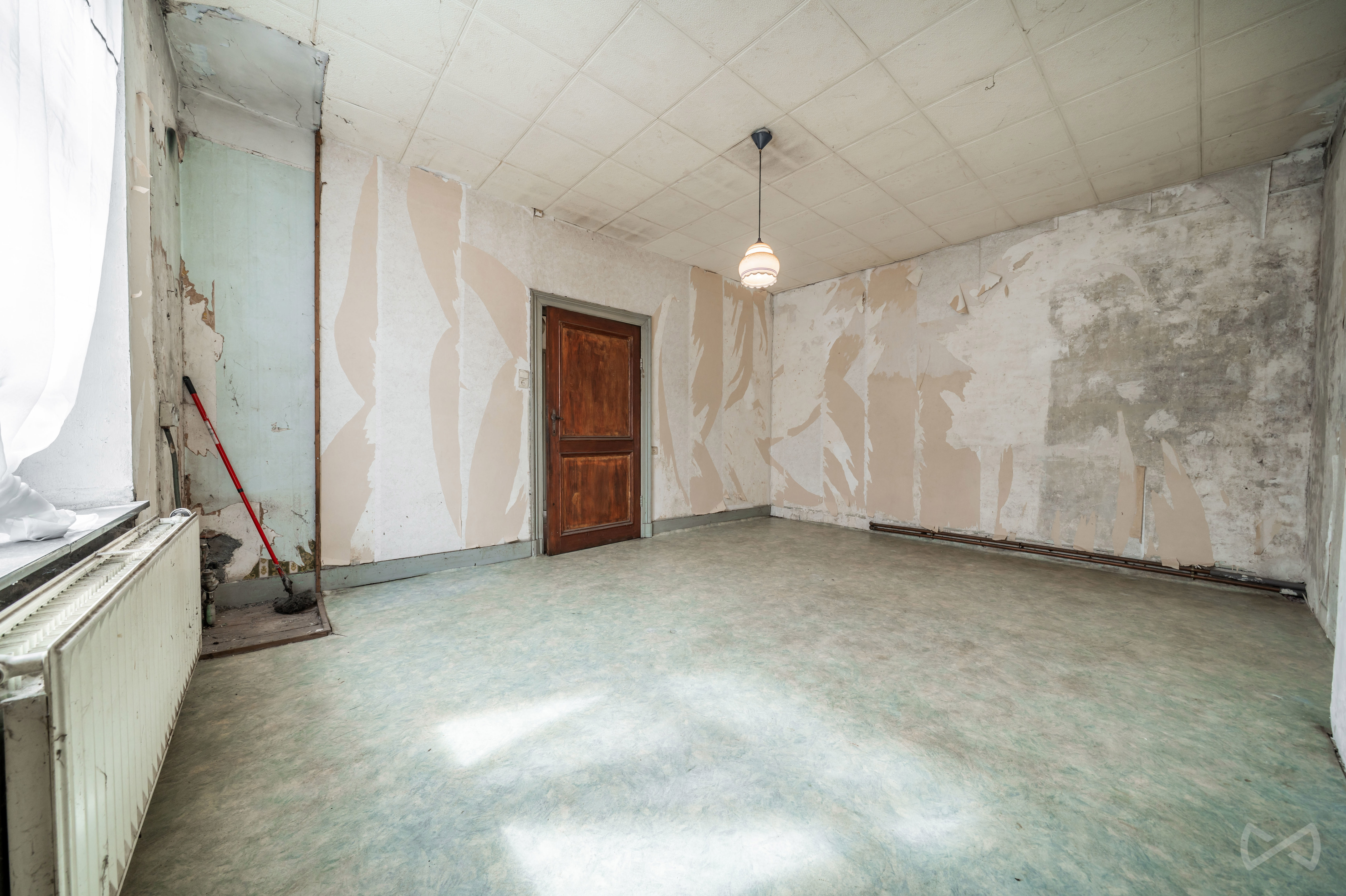 Foto 4 van 4 van Gebouw voor gemengd gebruik met vier slaapkamers in Morialmé