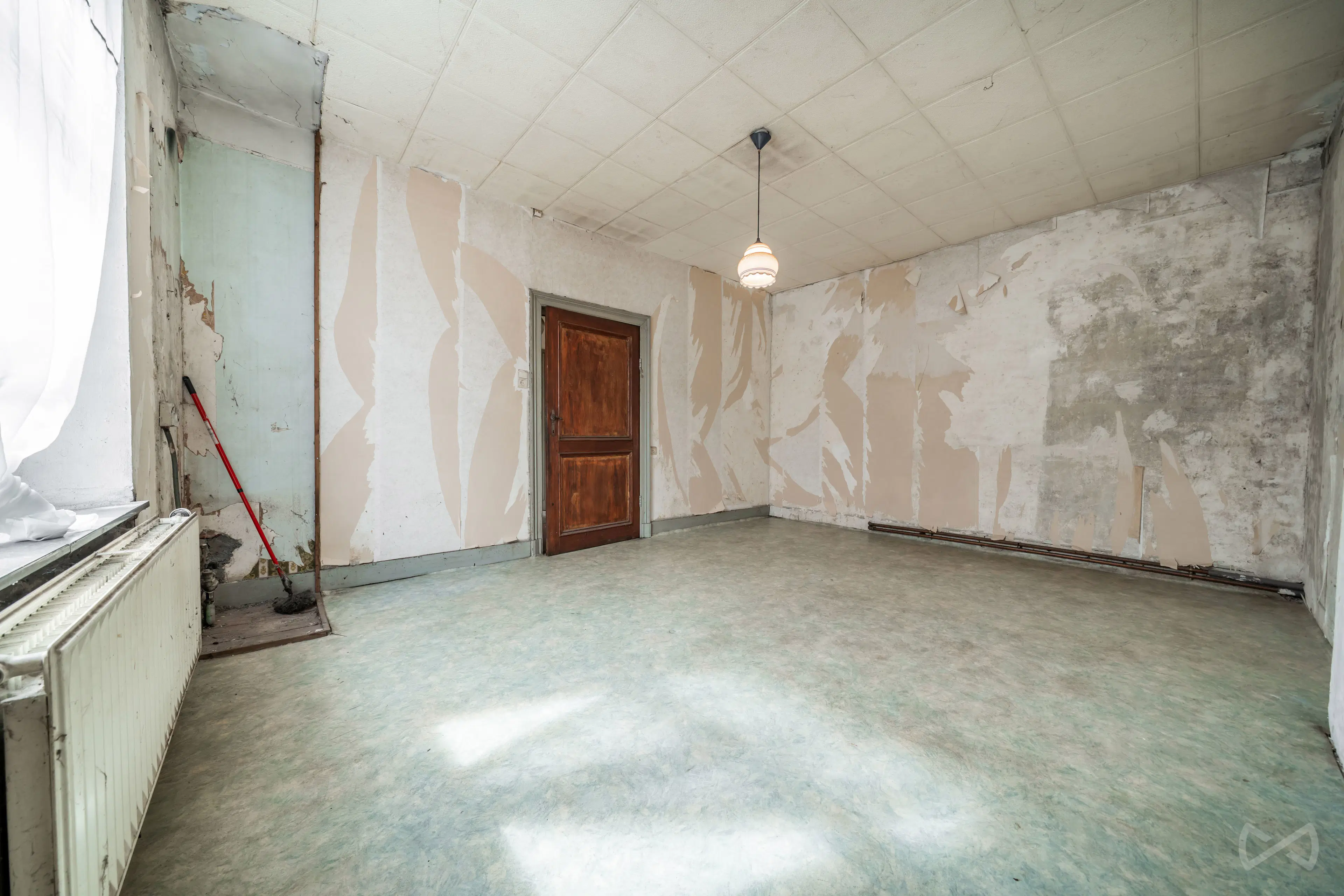 Foto 4 van 4 van Gebouw voor gemengd gebruik met vier slaapkamers in Morialmé