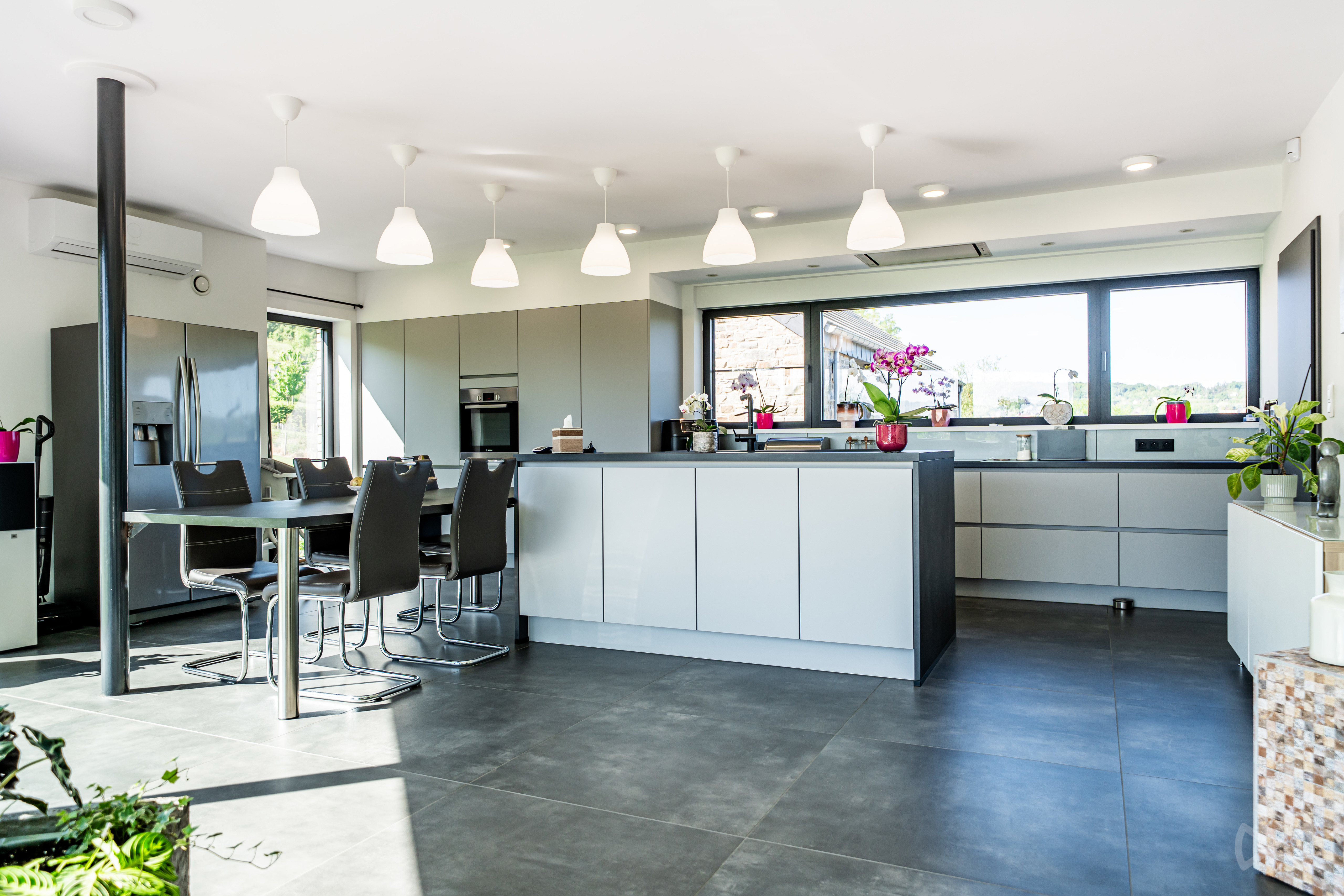 Picture 3 of 4 for Villa with six bedrooms in Trooz
