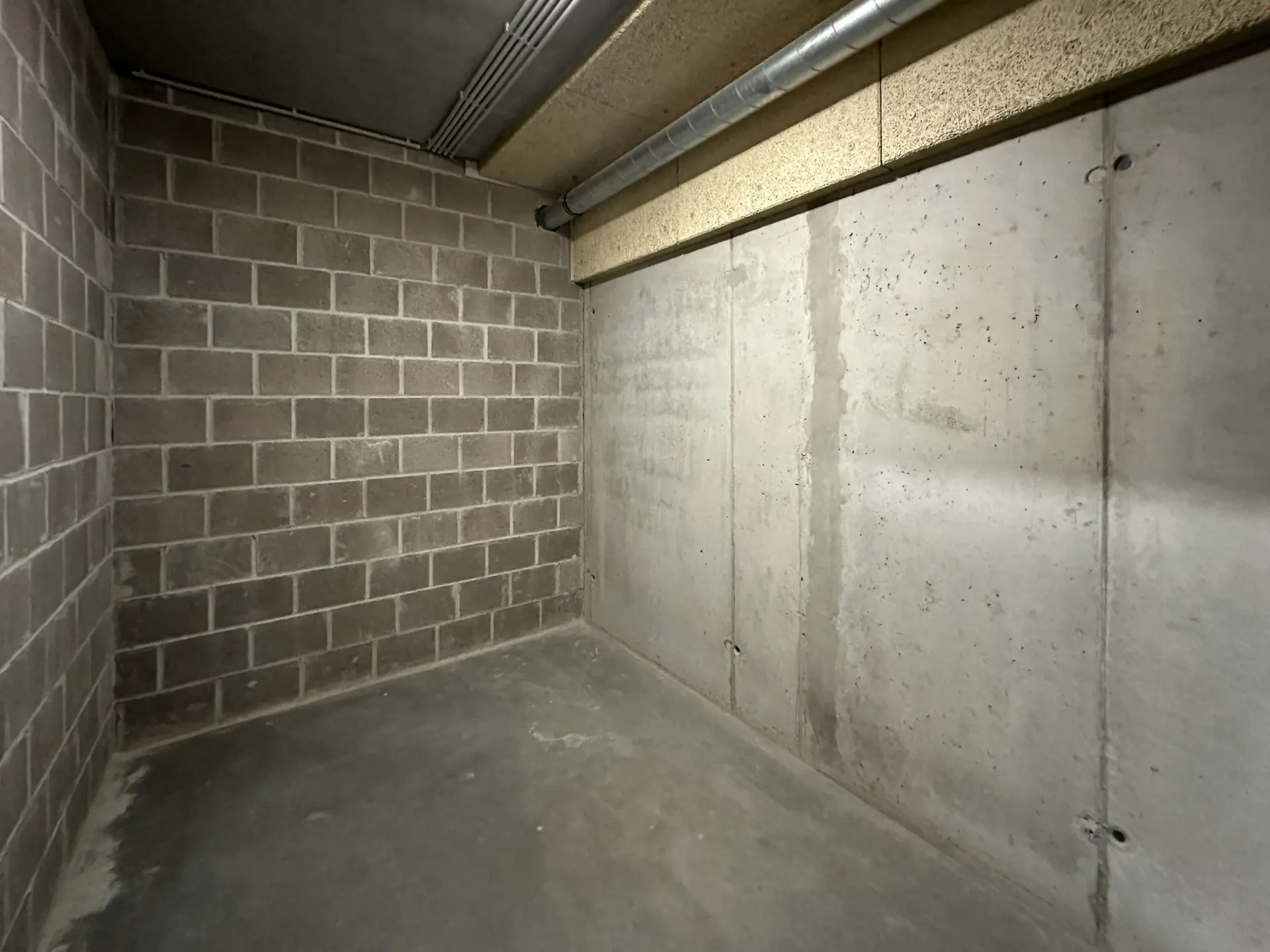 Photo 2 sur 4 pour Rez-de-chaussée de trois chambres à Ukkel