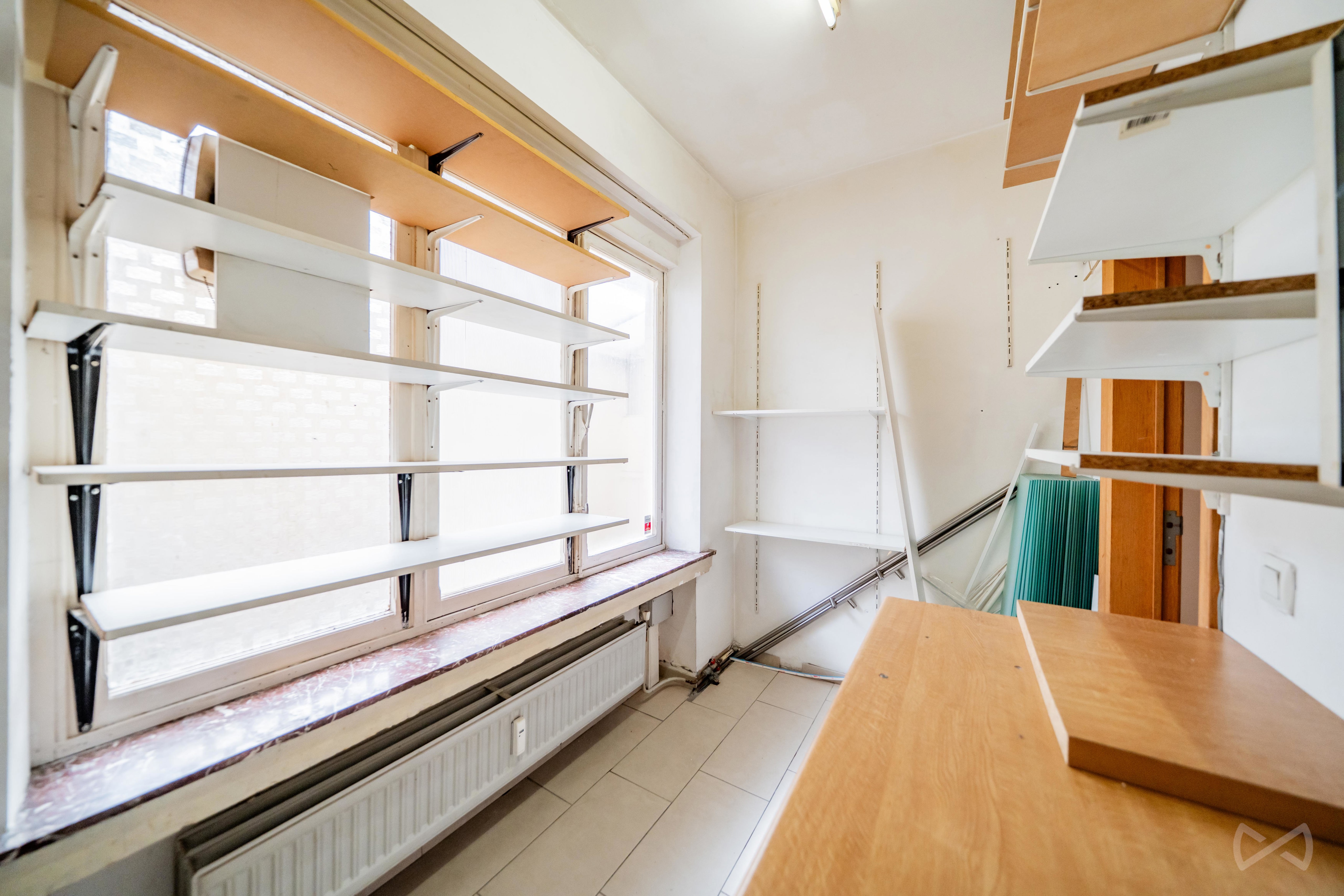 Picture 1 of 4 for Commercial groundfloor in Liège