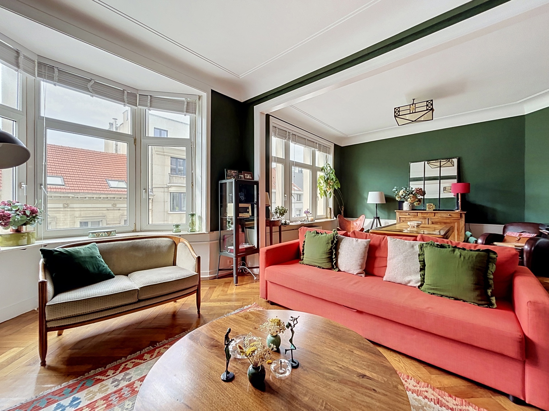 Picture 2 of 3 for Flat with three bedrooms in Ixelles