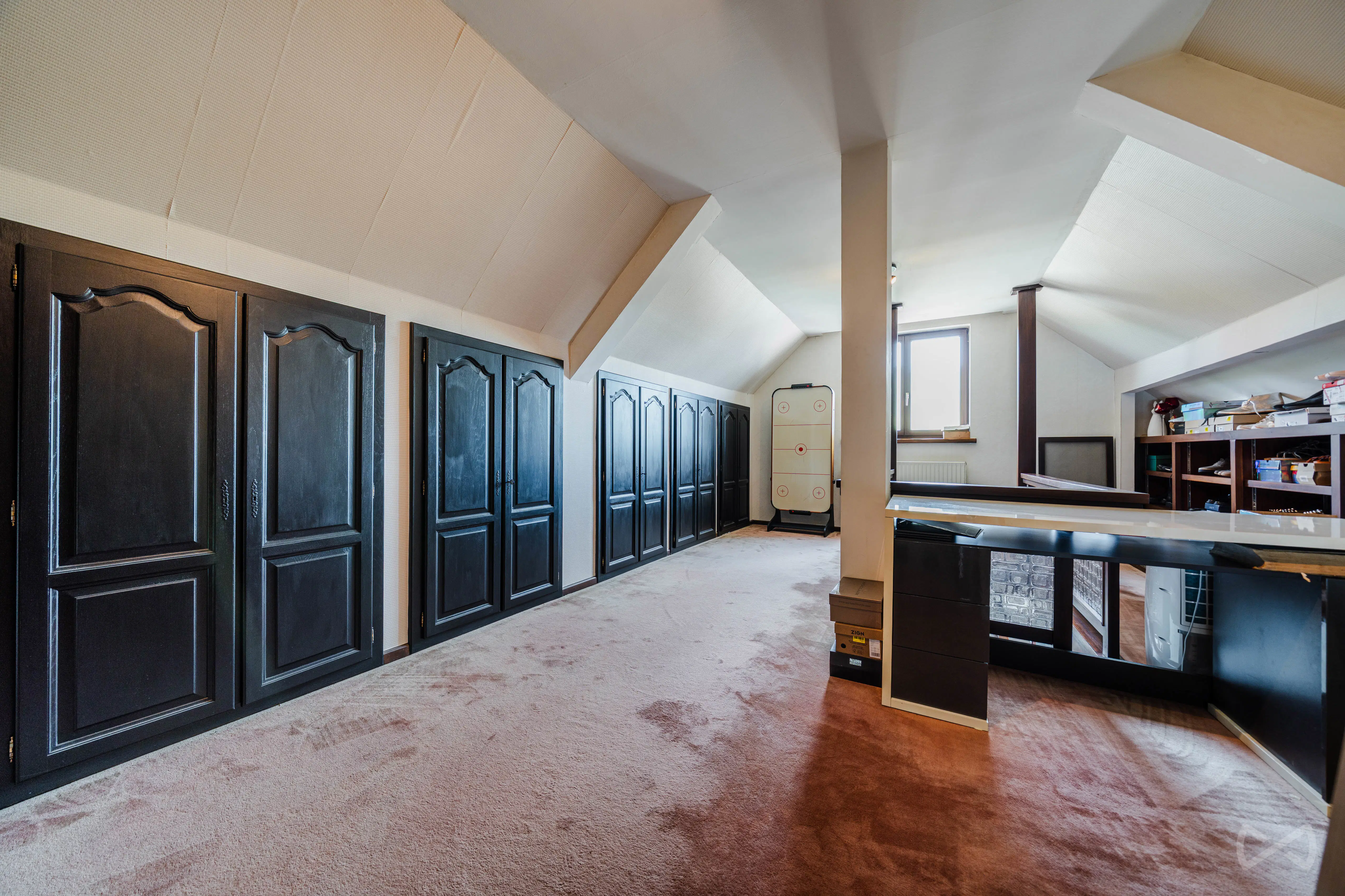 Picture 1 of 4 for Villa with three bedrooms in Laneffe