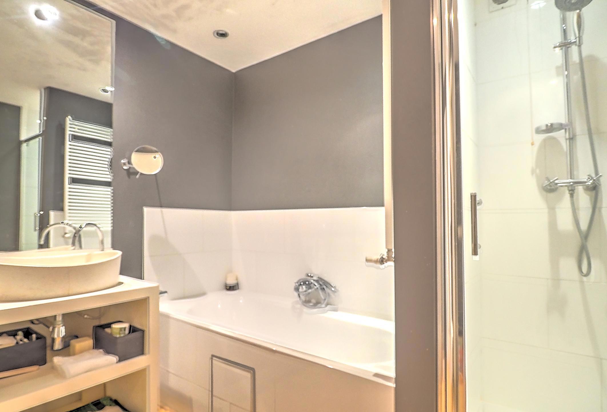 Picture 1 of 3 for Duplex with two bedrooms in Ixelles