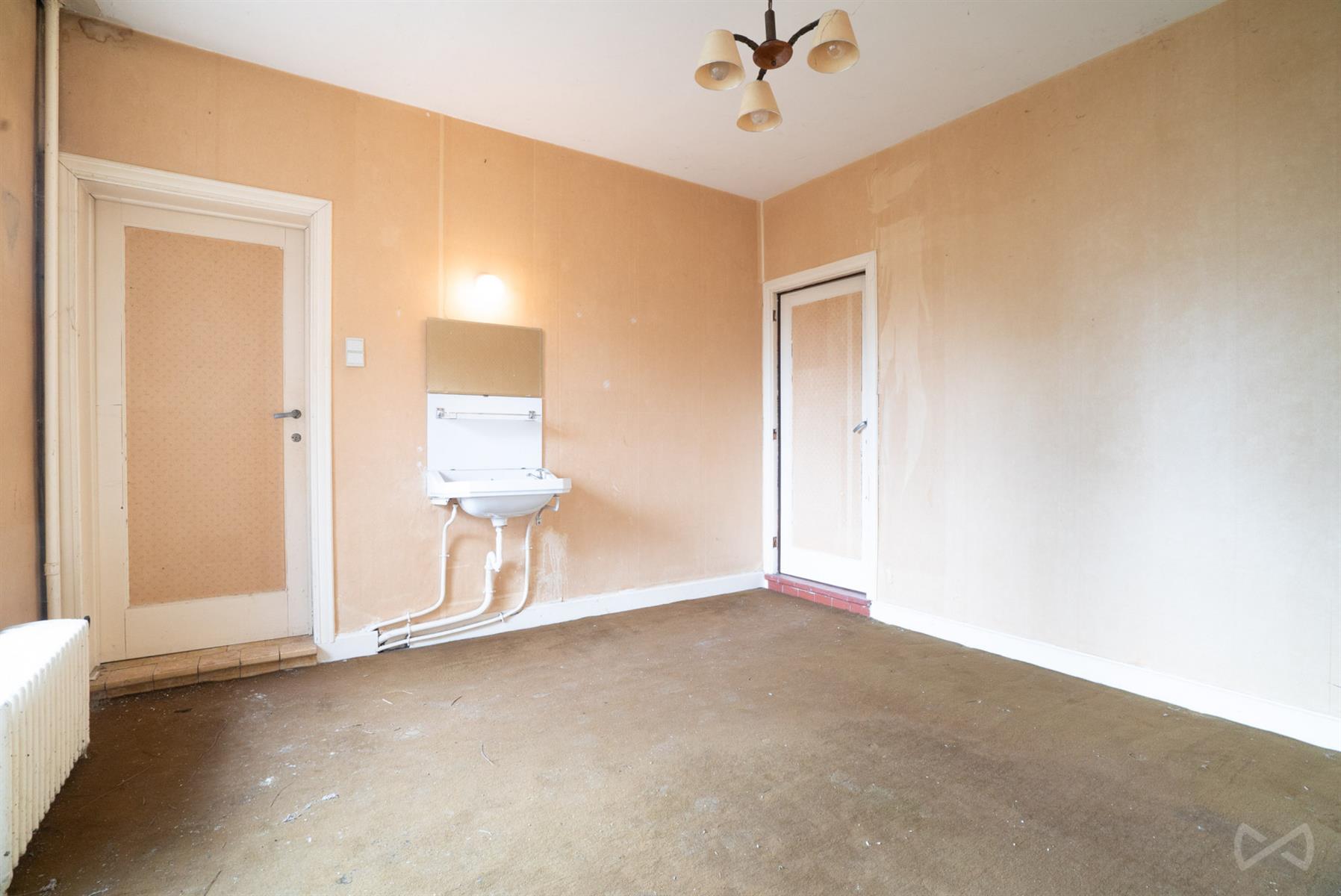 Picture 4 of 4 for House with four bedrooms in Couillet