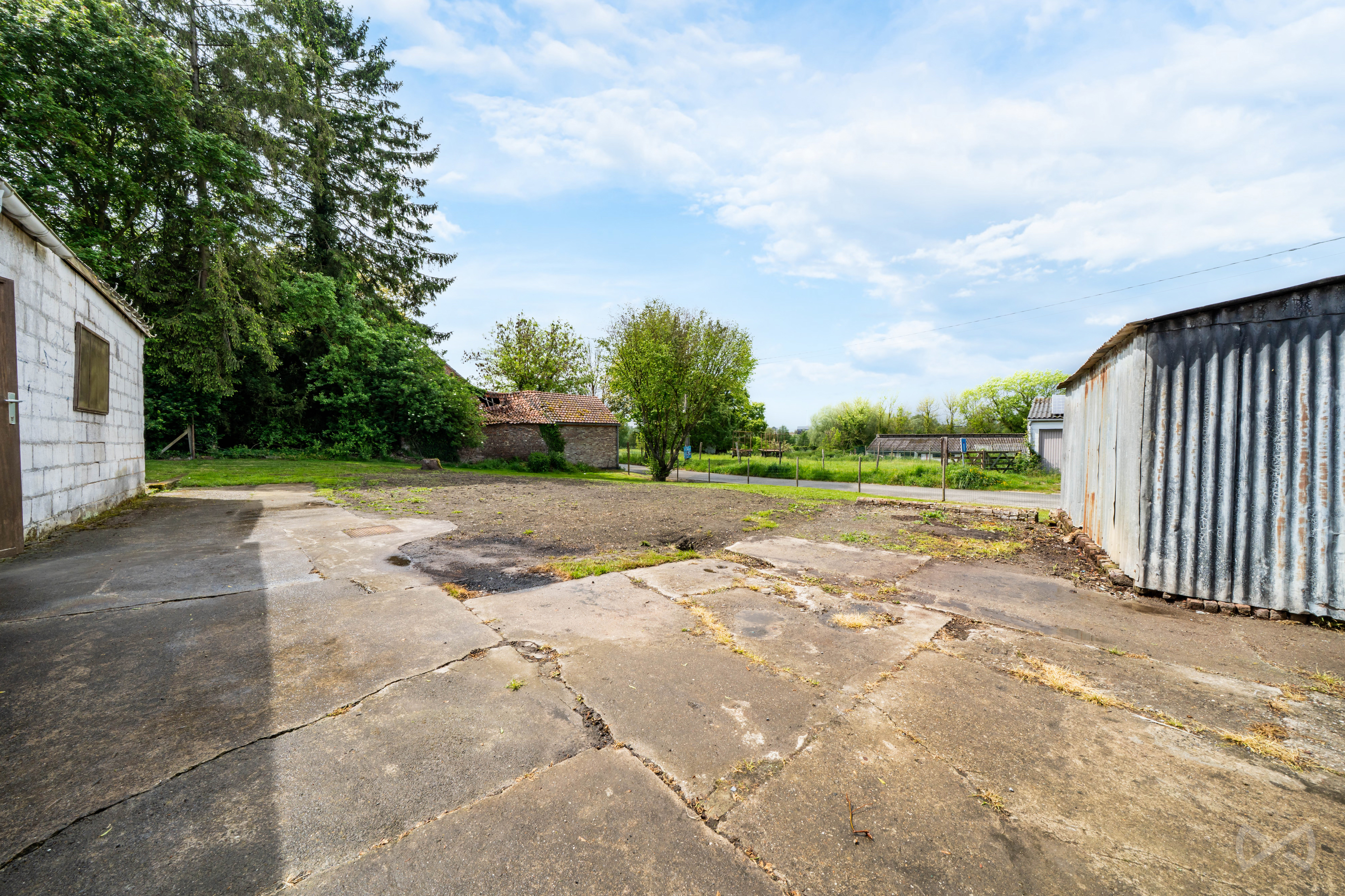 Picture 2 of 4 for House with two bedrooms in Ambresin